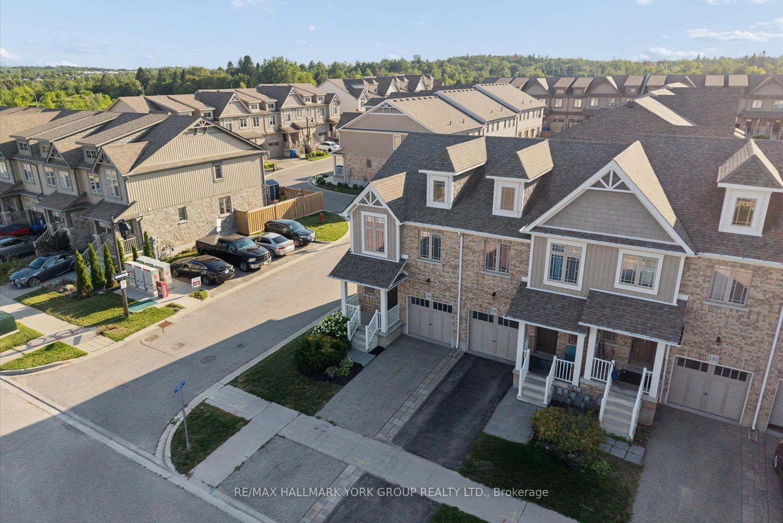 126 Parkinson Crescent Property Photo 42