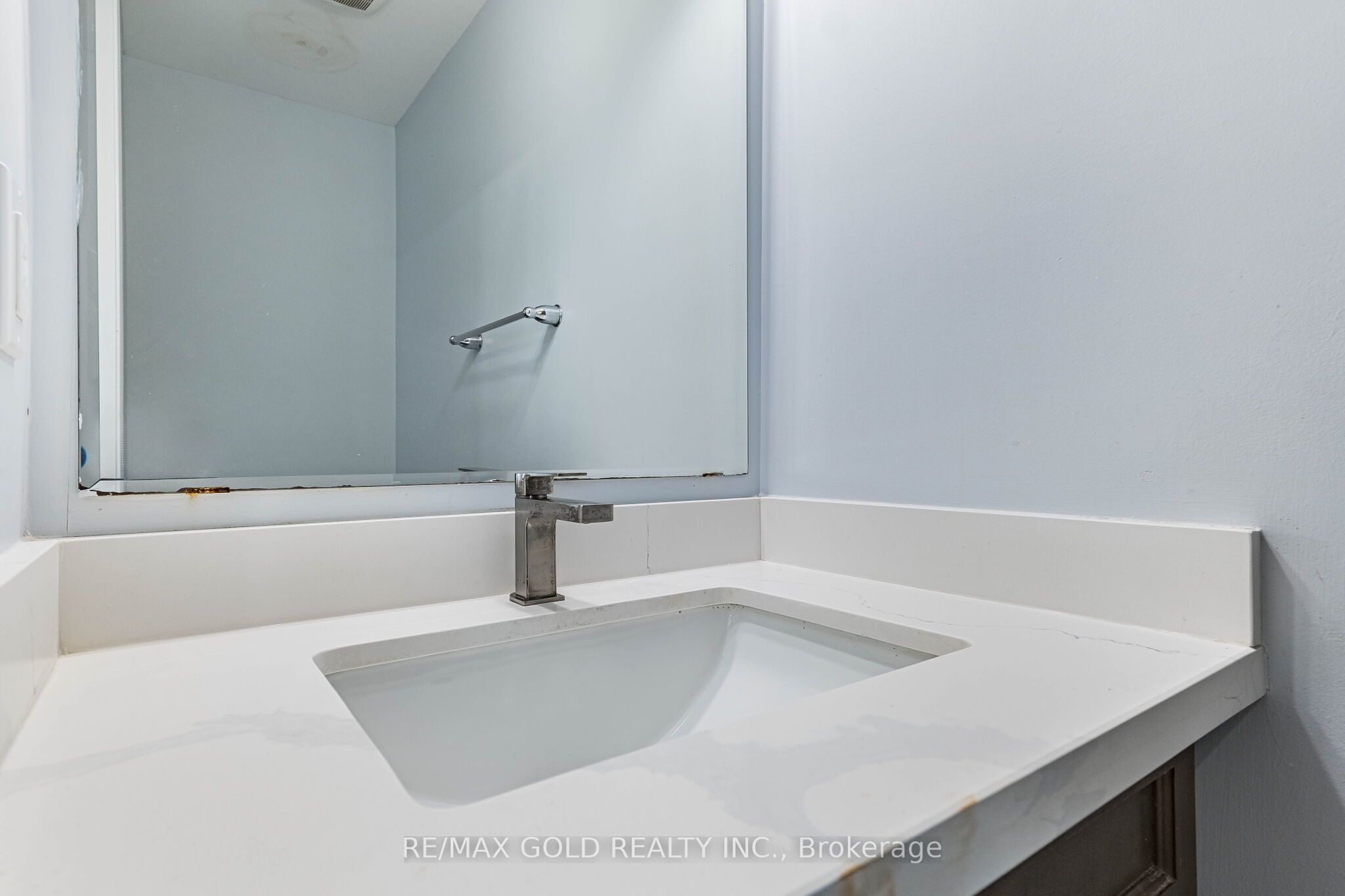 98 Bannister Crescent Property Photo 17