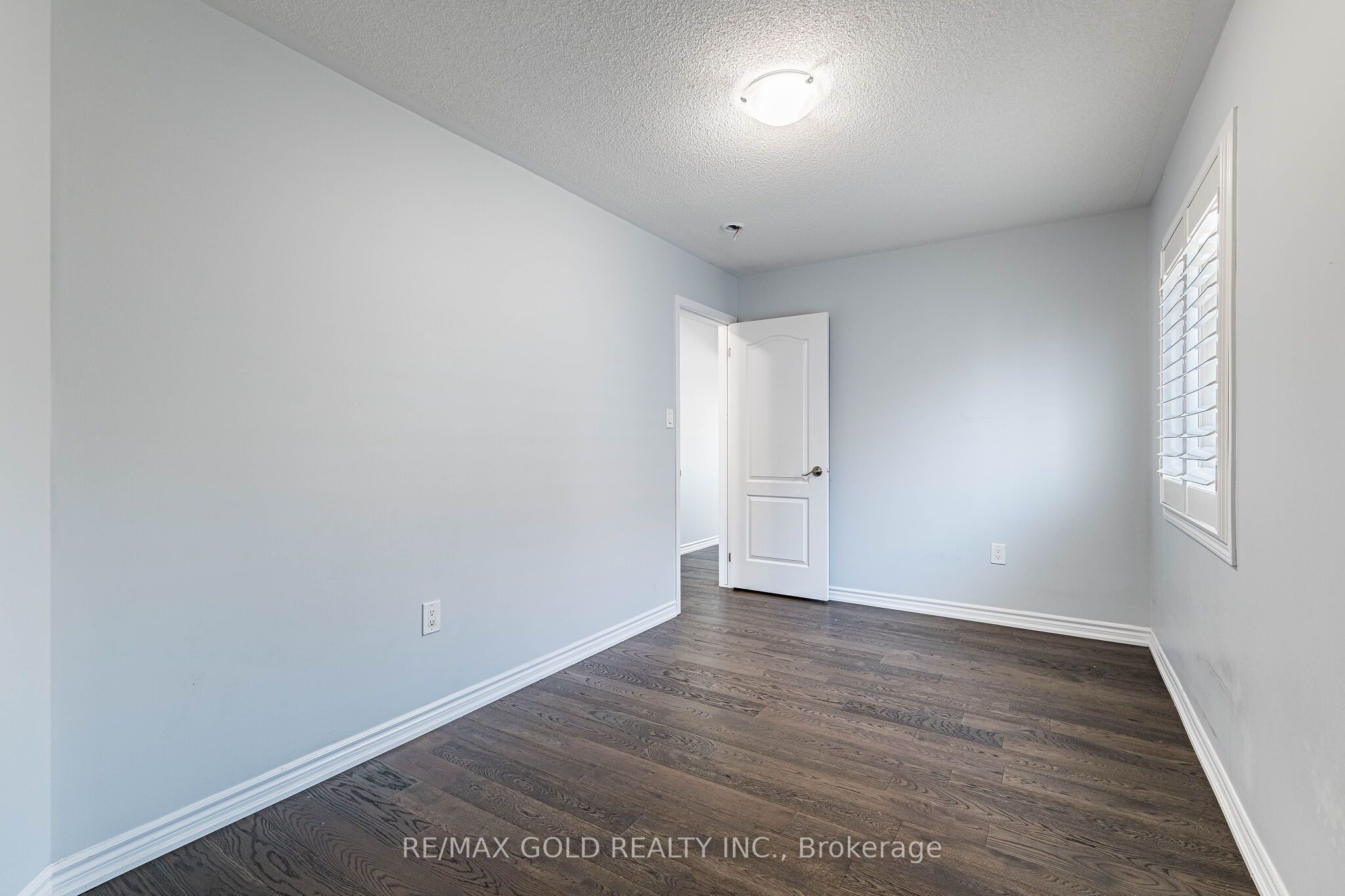 98 Bannister Crescent Property Photo 40