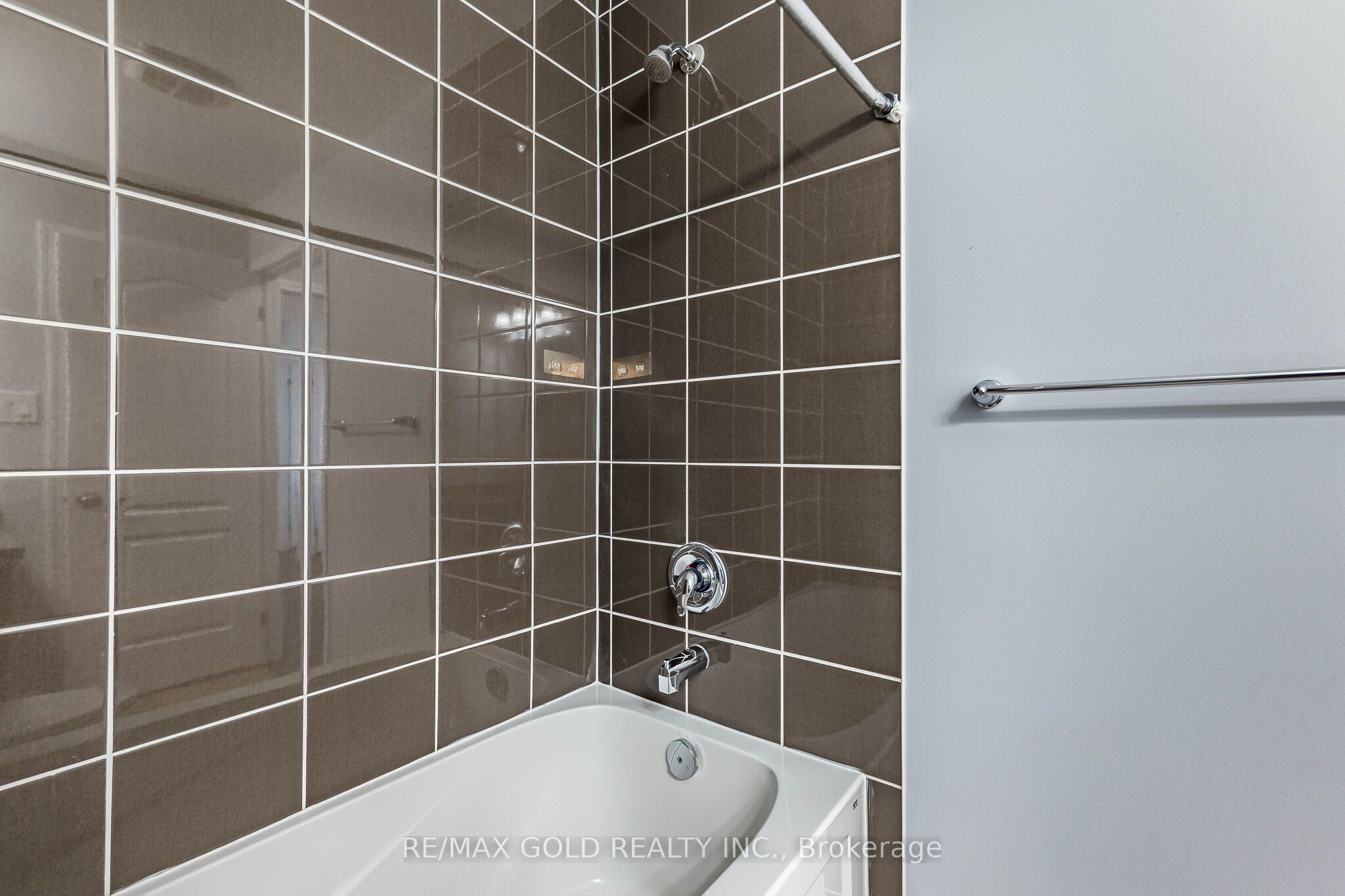 98 Bannister Crescent Property Photo 44