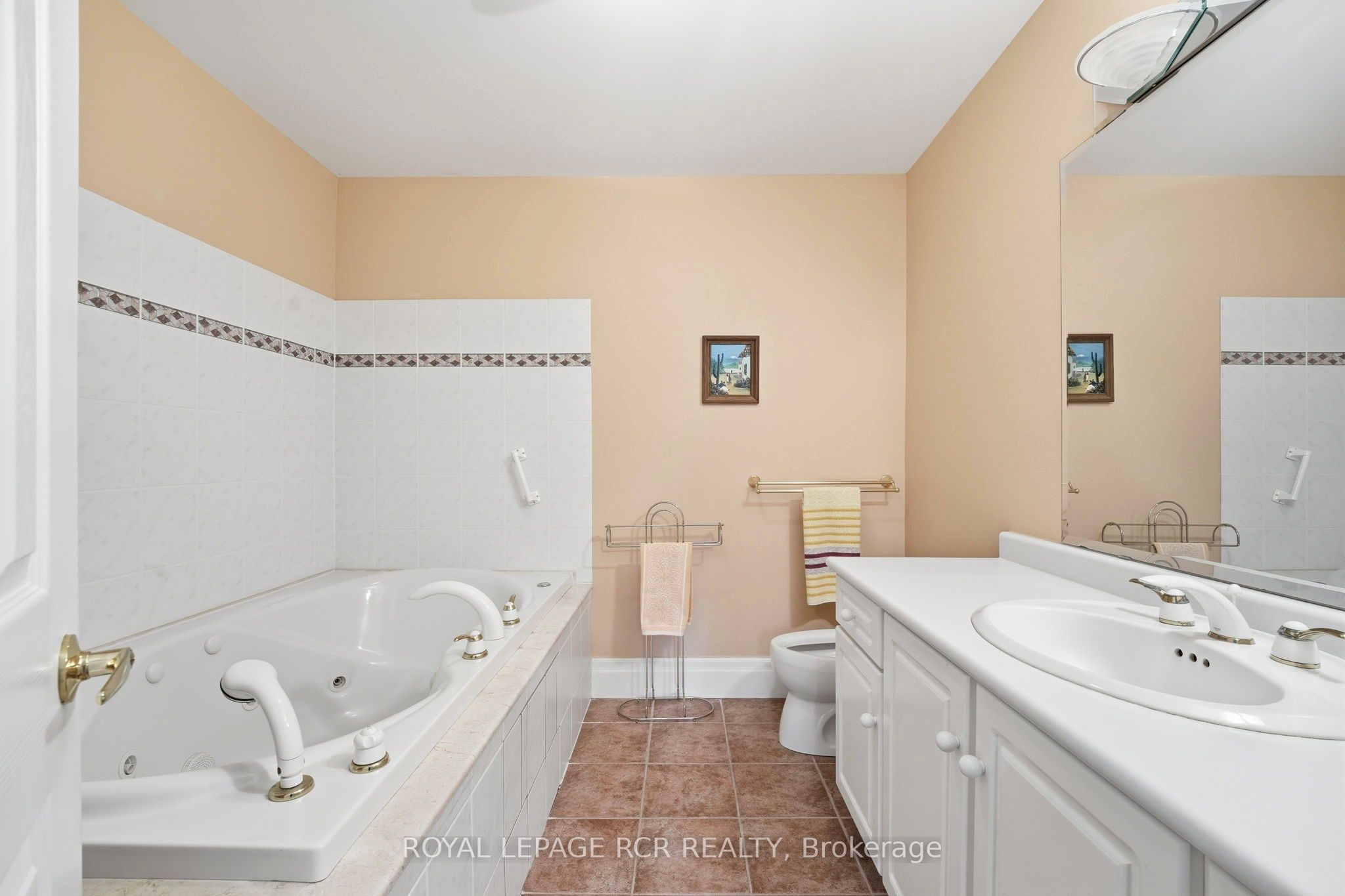 28 Reddington Drive 1 Property Photo 17