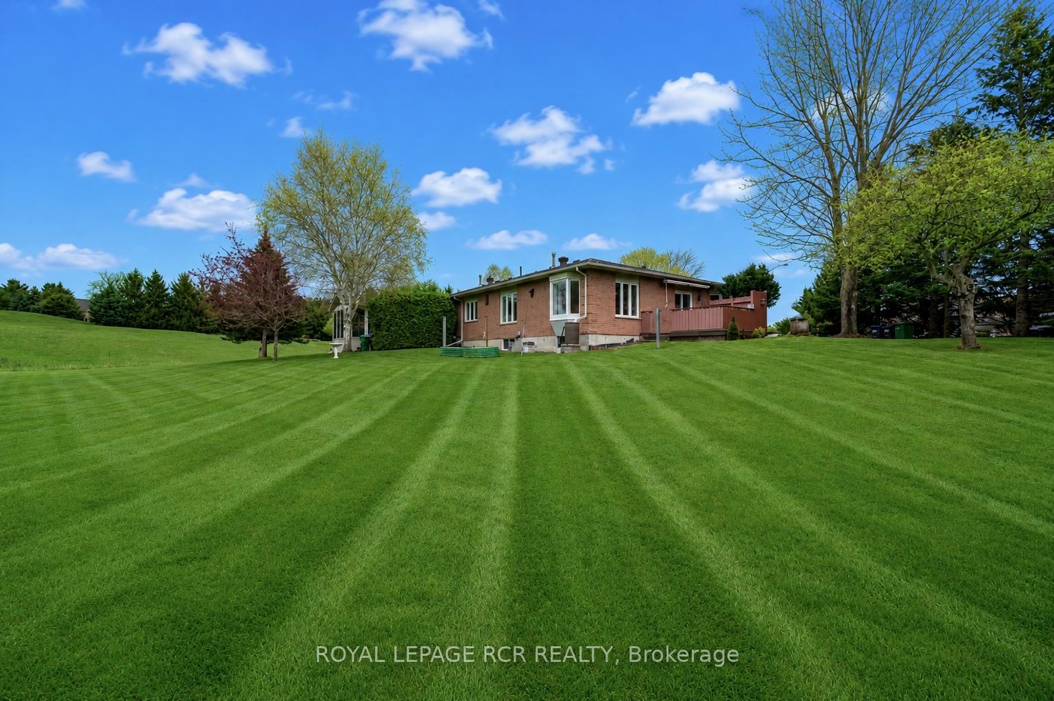 28 Reddington Drive 1 Property Photo 30