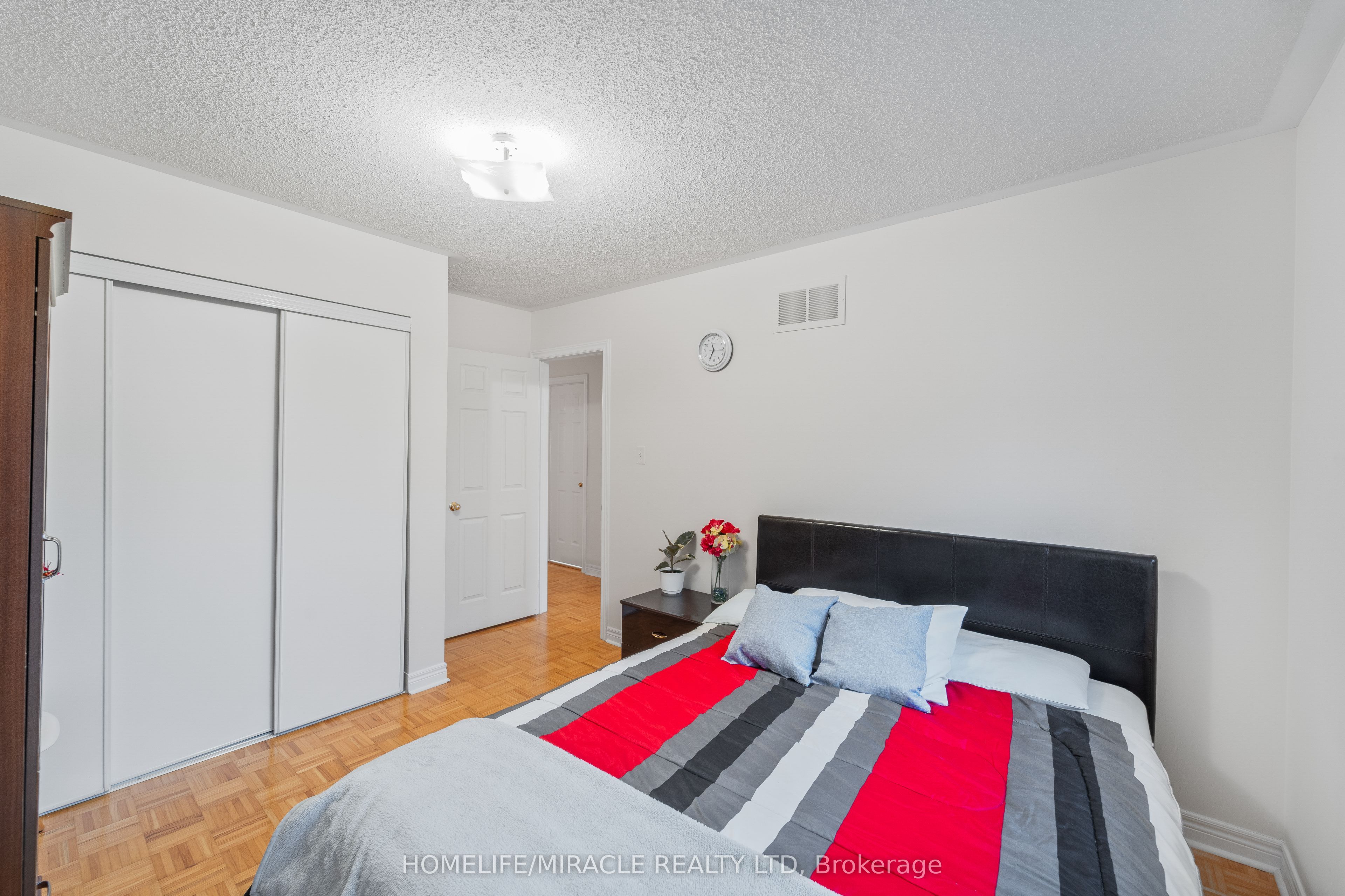 324 Edenbrook Hill Drive Property Photo 23