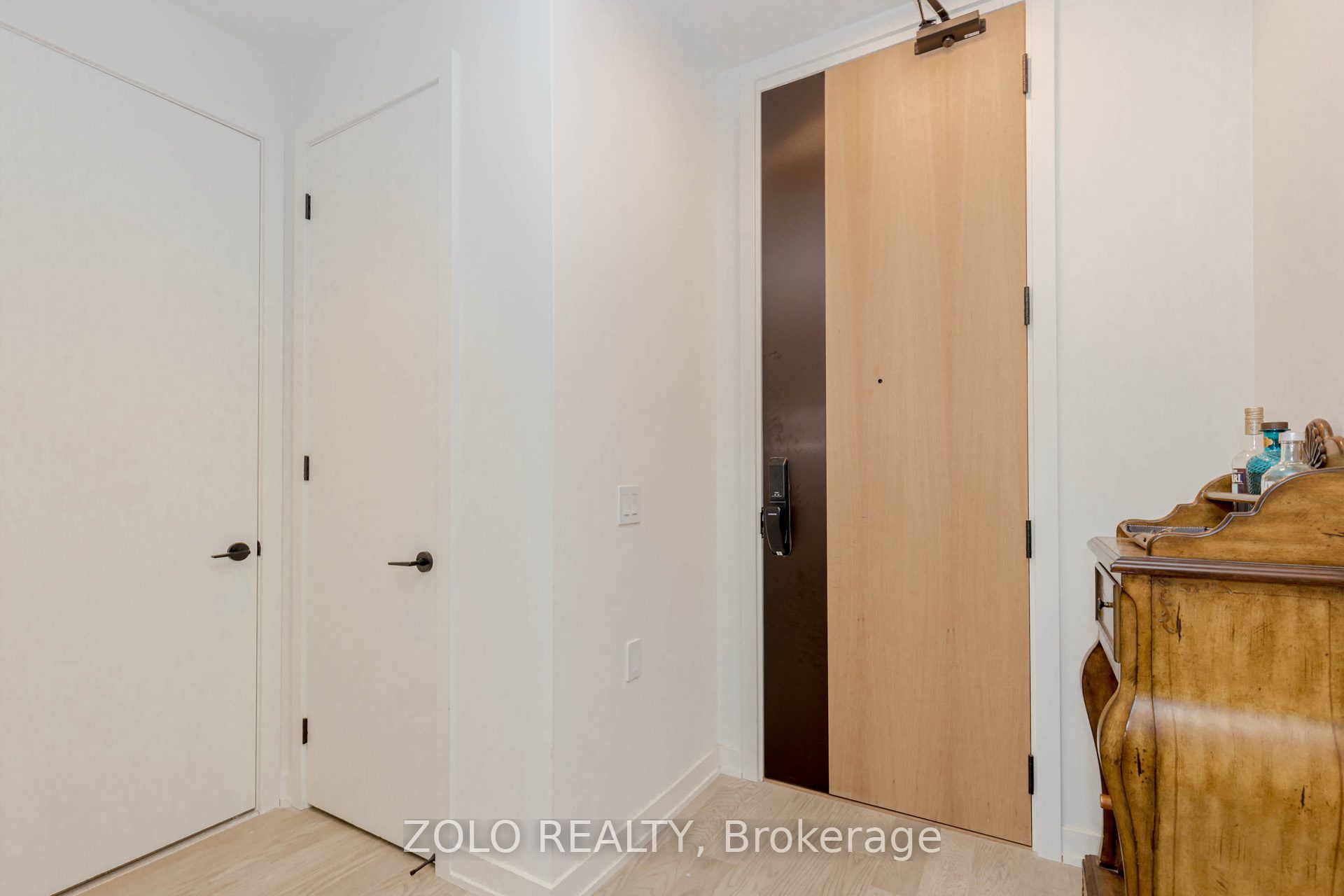 123 Maurice Drive 208 Property Photo 7