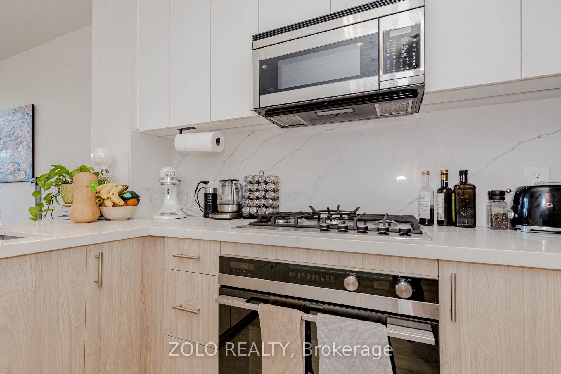 123 Maurice Drive 208 Property Photo 11