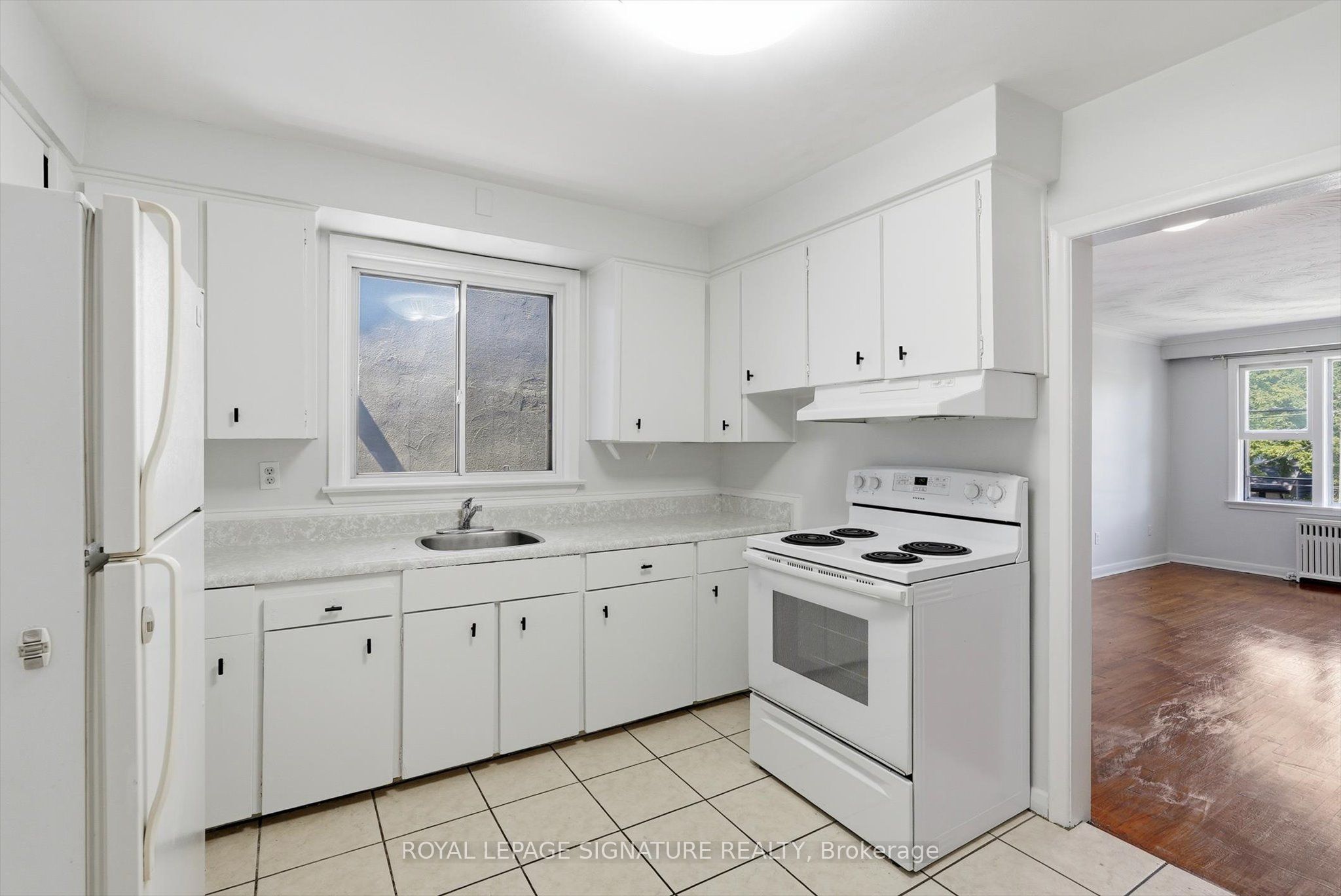 46 Albert Avenue 5 Property Photo 11