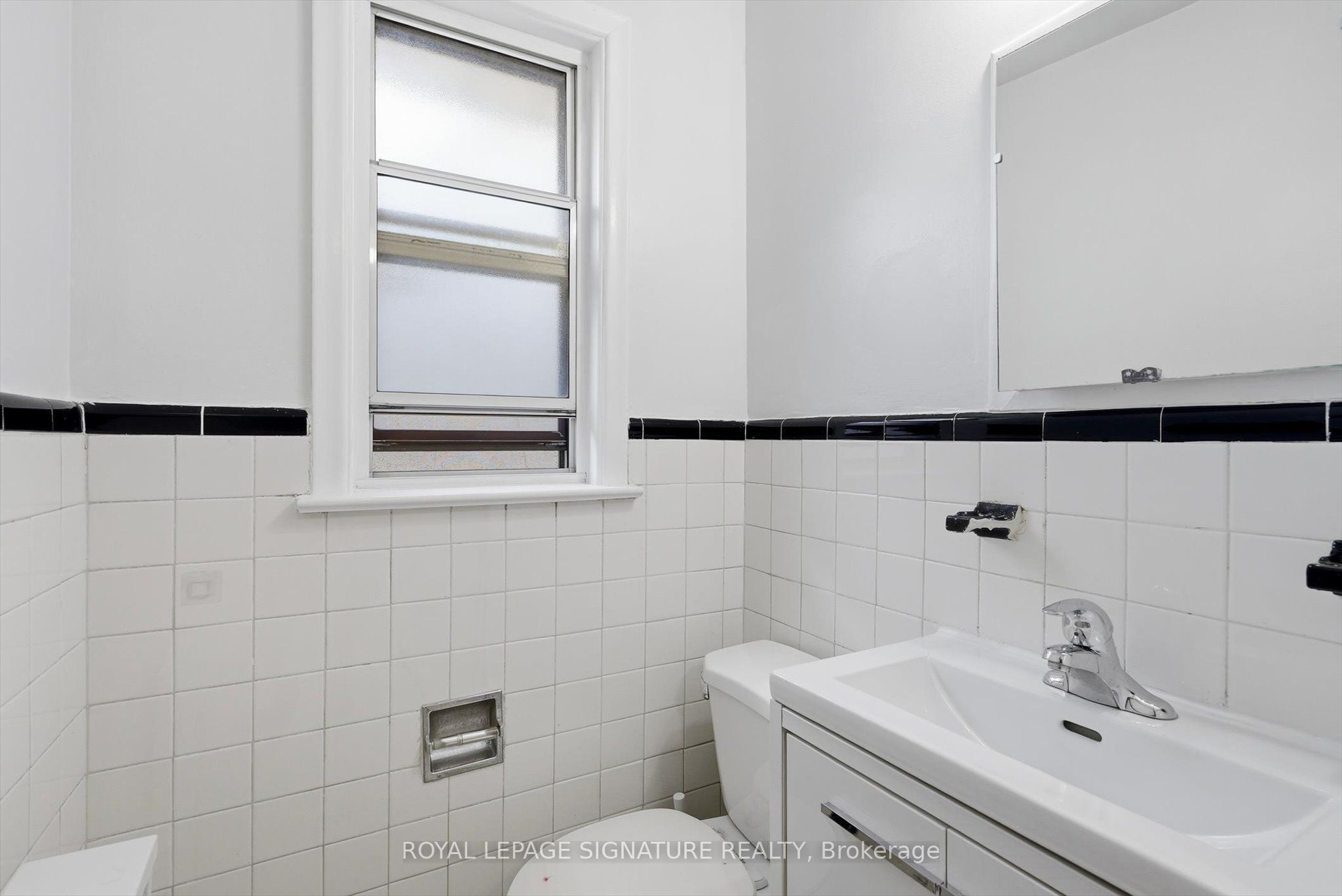 46 Albert Avenue 5 Property Photo 19