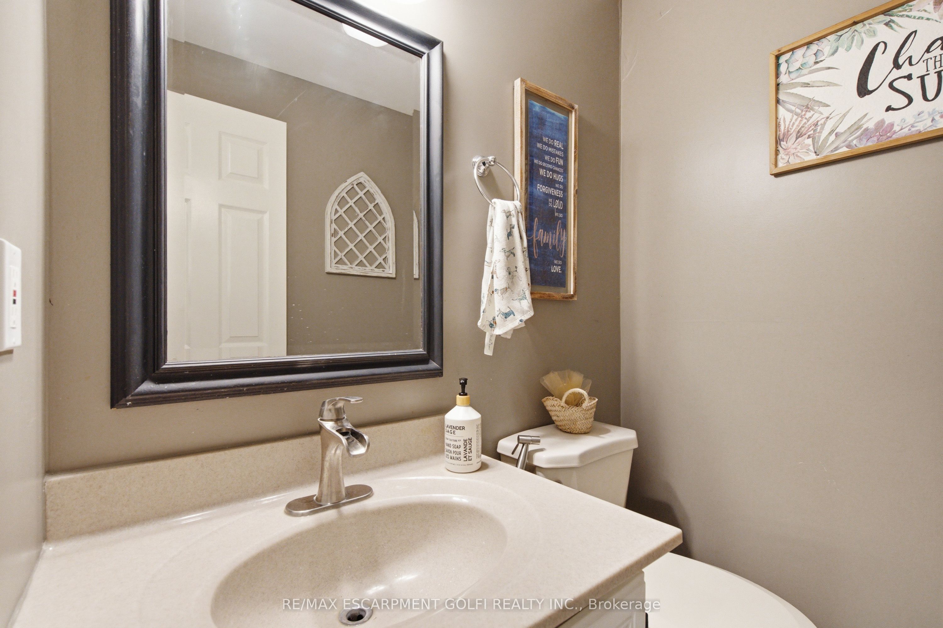 1503 Upper Middle Road 1 Property Photo 13