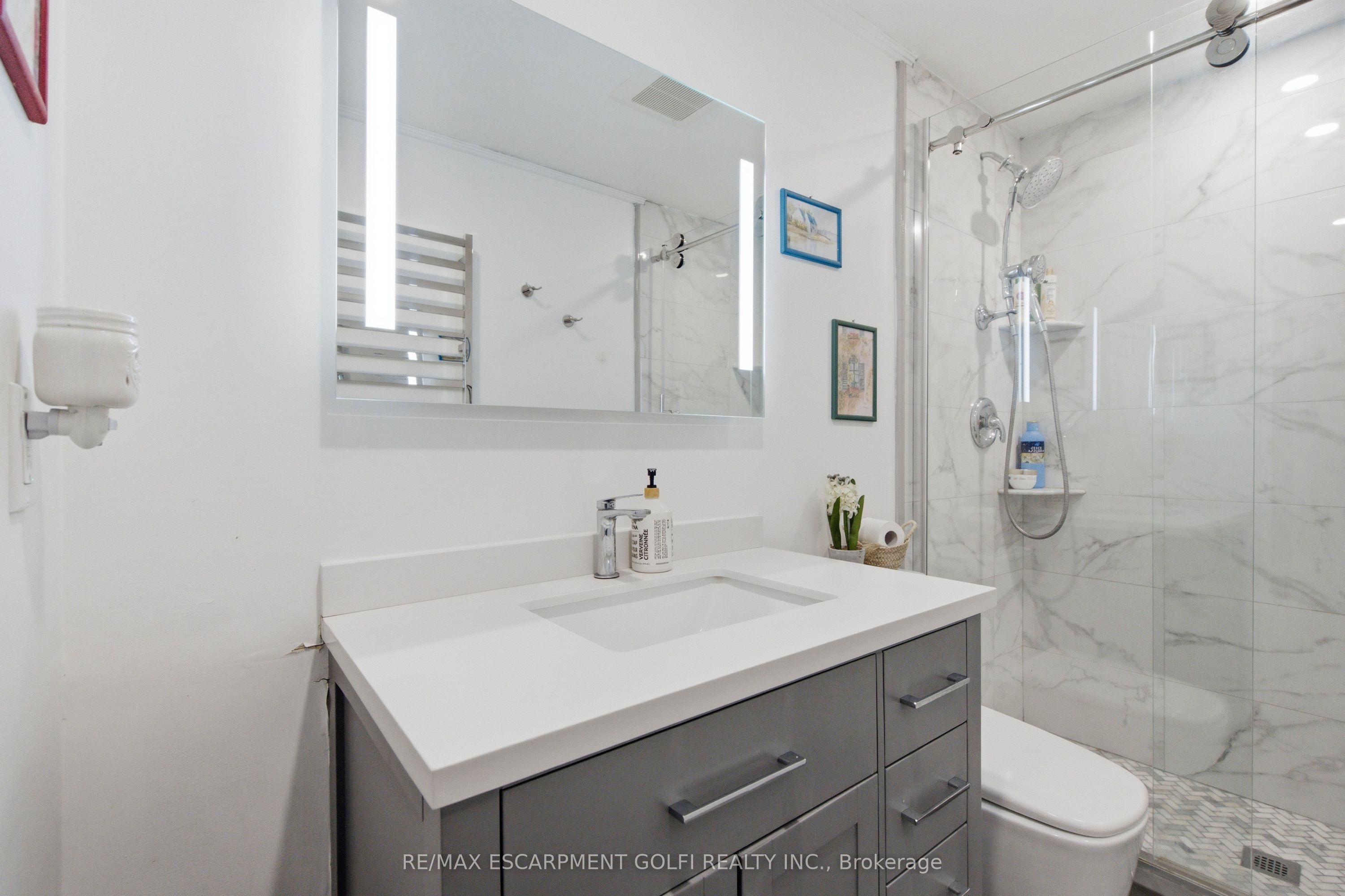 1503 Upper Middle Road 1 Property Photo 22