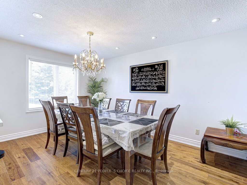 103 Whitchurch Mews Property Photo 10
