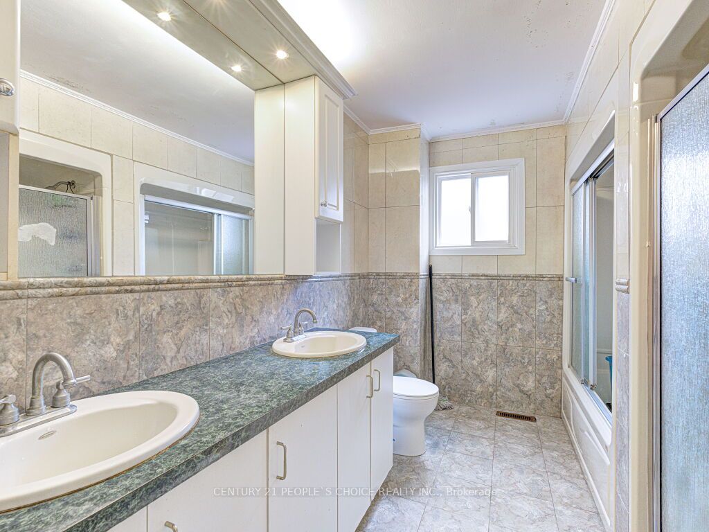 103 Whitchurch Mews Property Photo 33
