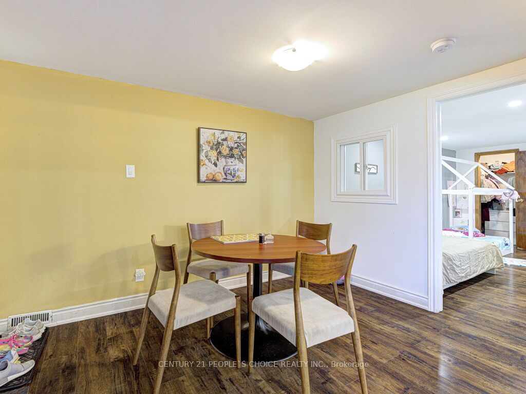 103 Whitchurch Mews Property Photo 41