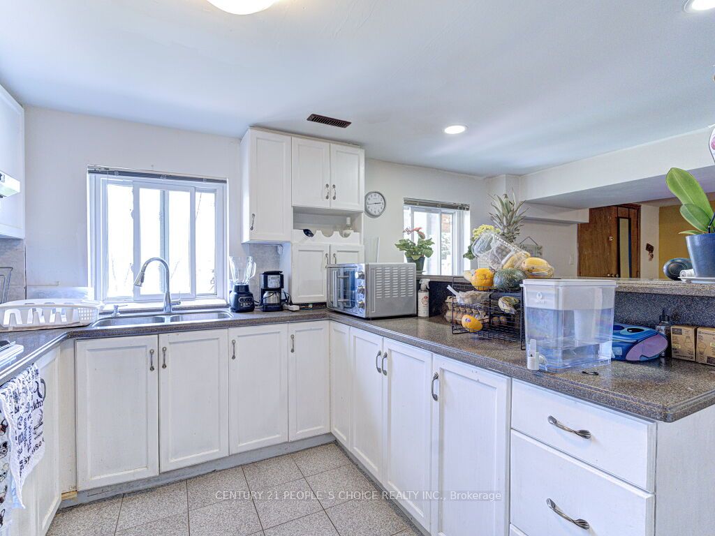 103 Whitchurch Mews Property Photo 42
