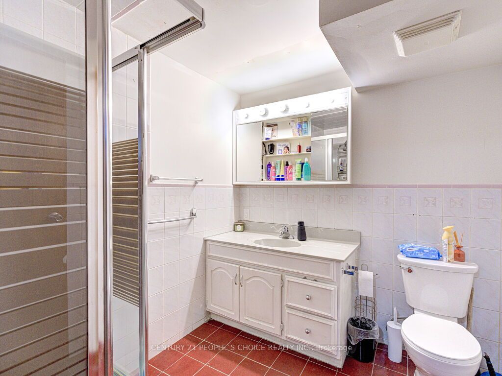 103 Whitchurch Mews Property Photo 45