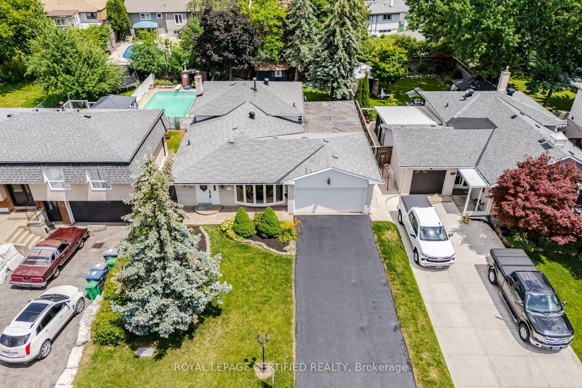 33 Grassmere Crescent Property Photo 5