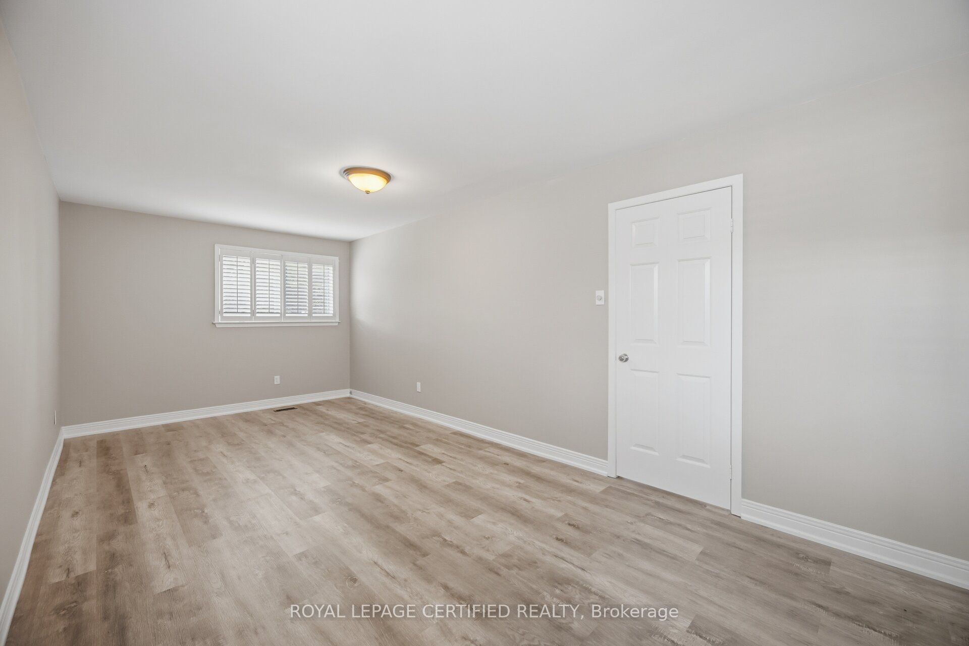 33 Grassmere Crescent Property Photo 23