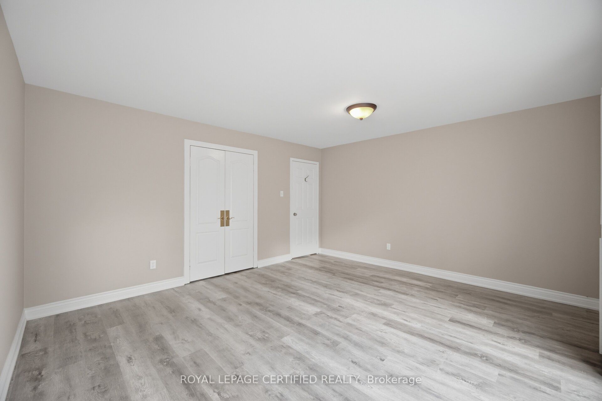 33 Grassmere Crescent Property Photo 26