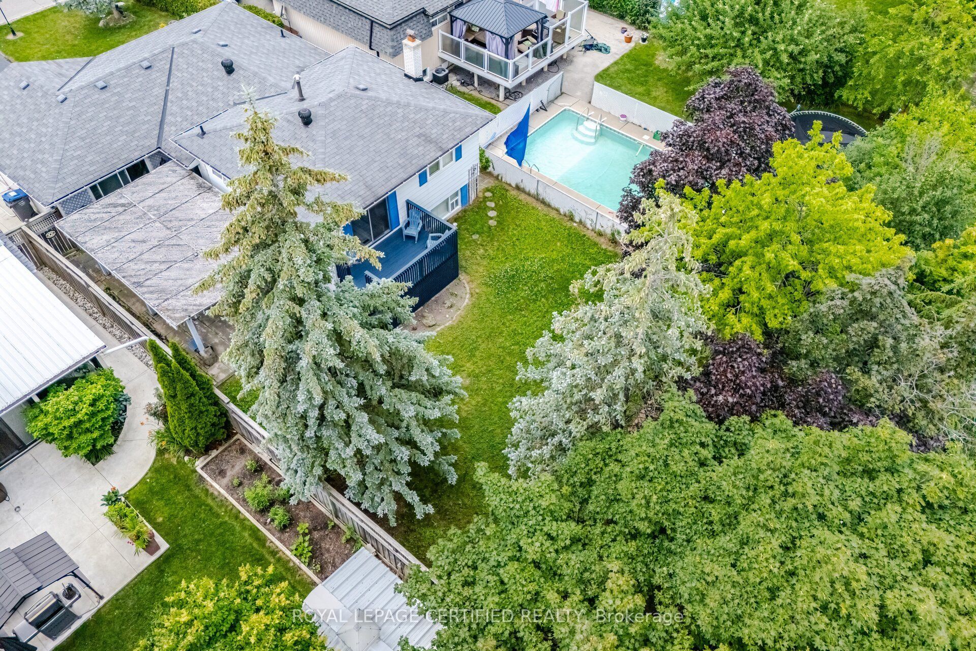 33 Grassmere Crescent Property Photo 40