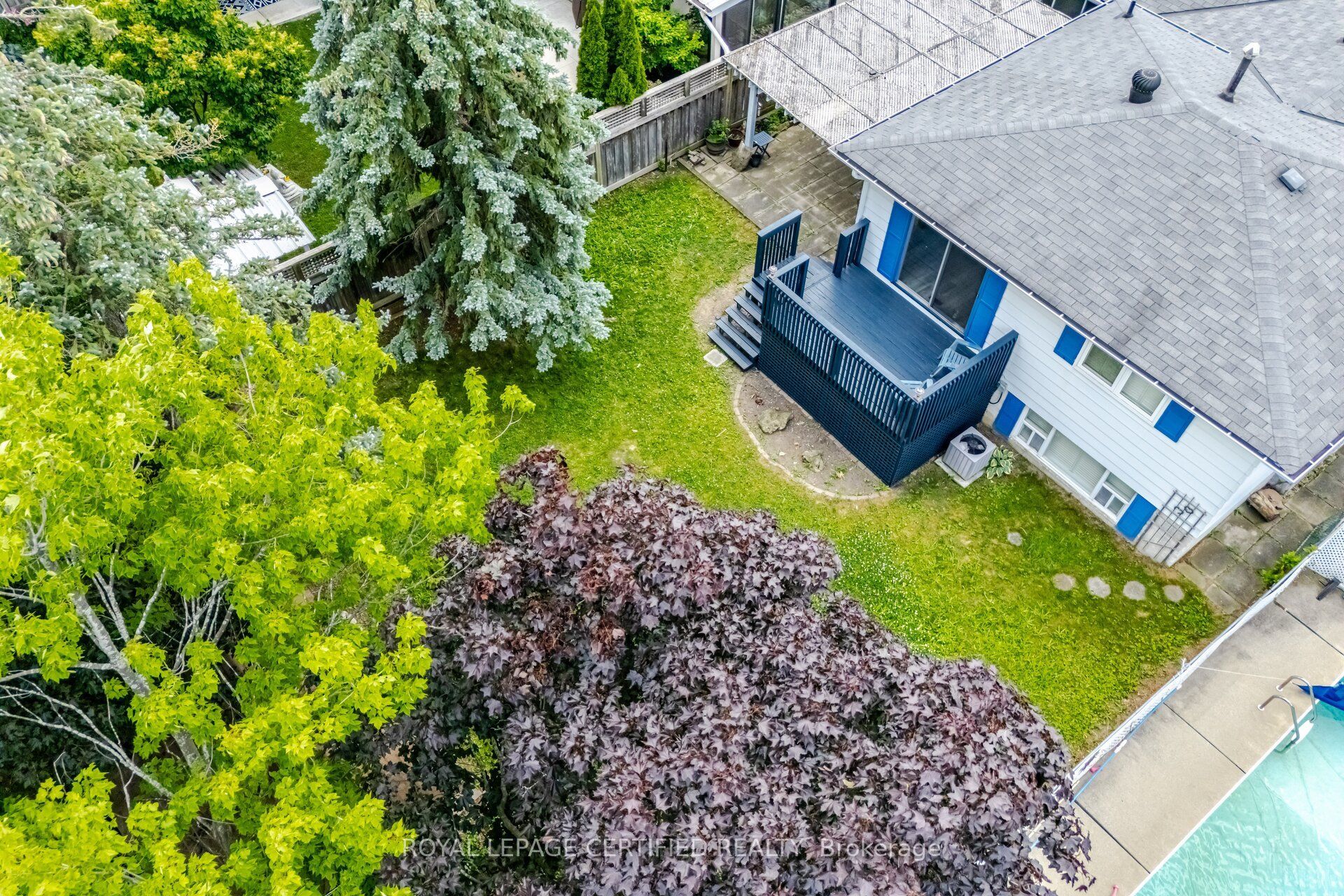 33 Grassmere Crescent Property Photo 42