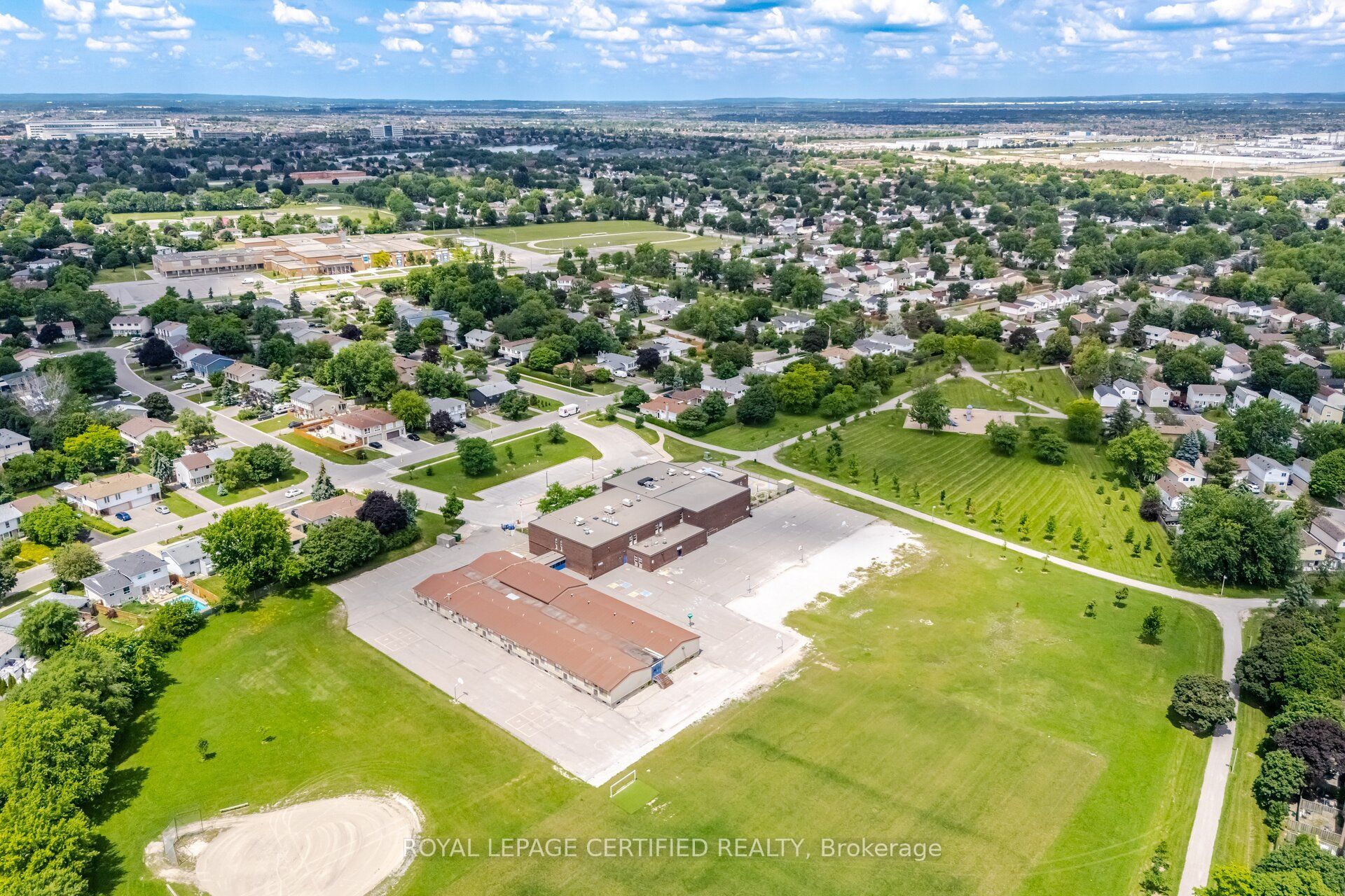33 Grassmere Crescent Property Photo 45