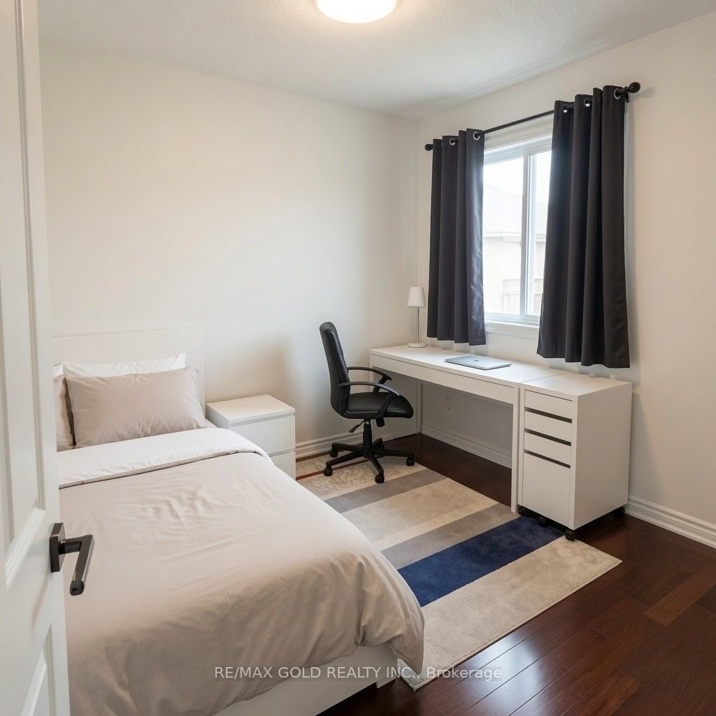 711 Ashprior Avenue Property Photo 8
