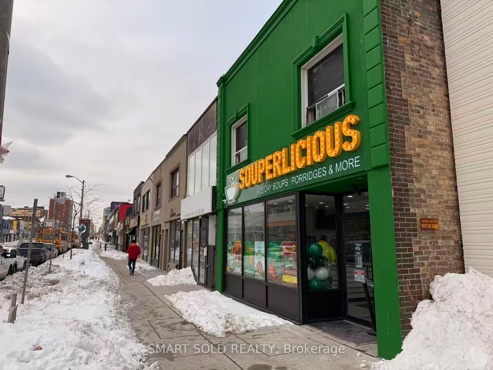 1590 Eglinton Avenue W Main Flr + Bsmt Property Photo 11