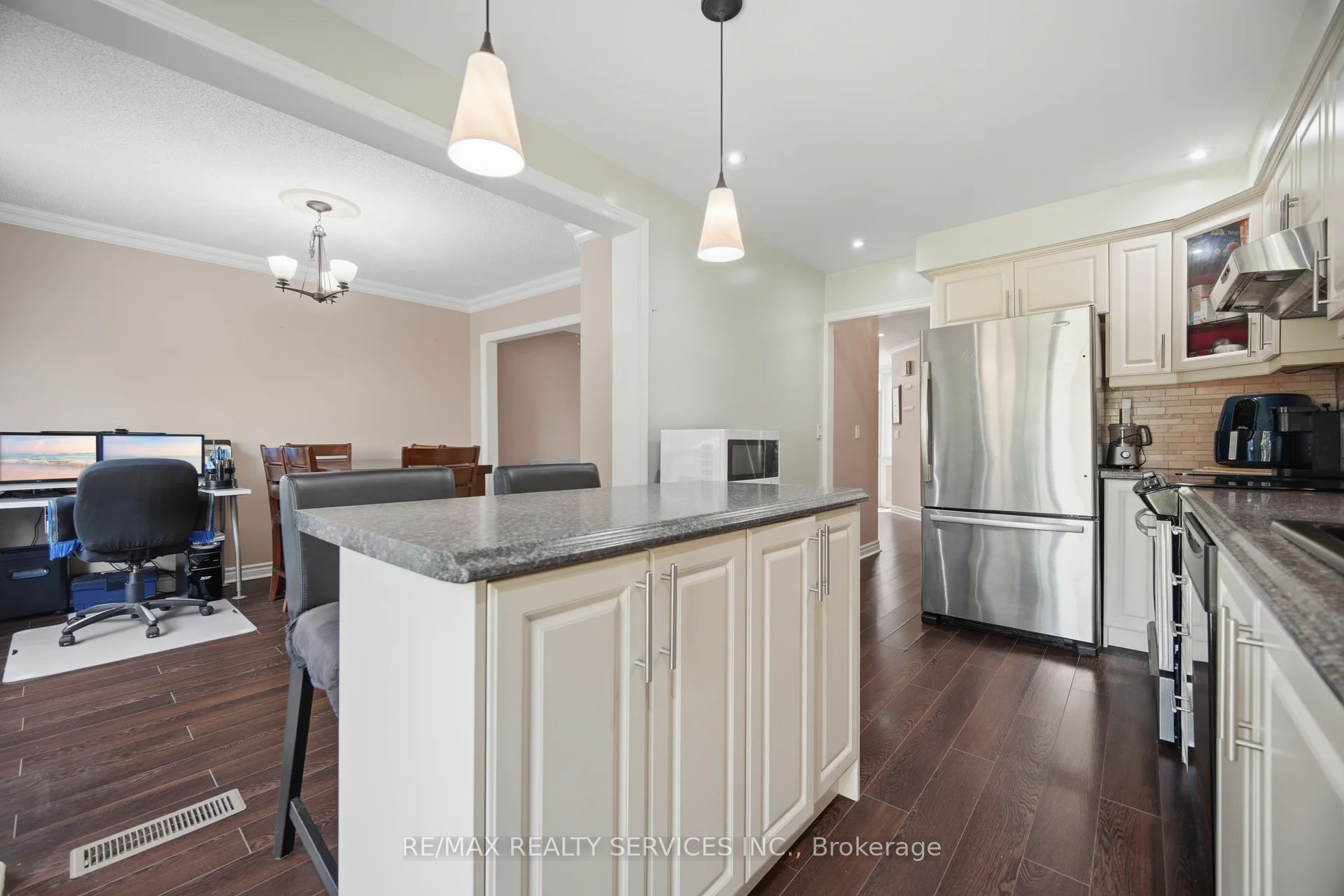 10 Hartnell Square Property Photo 8