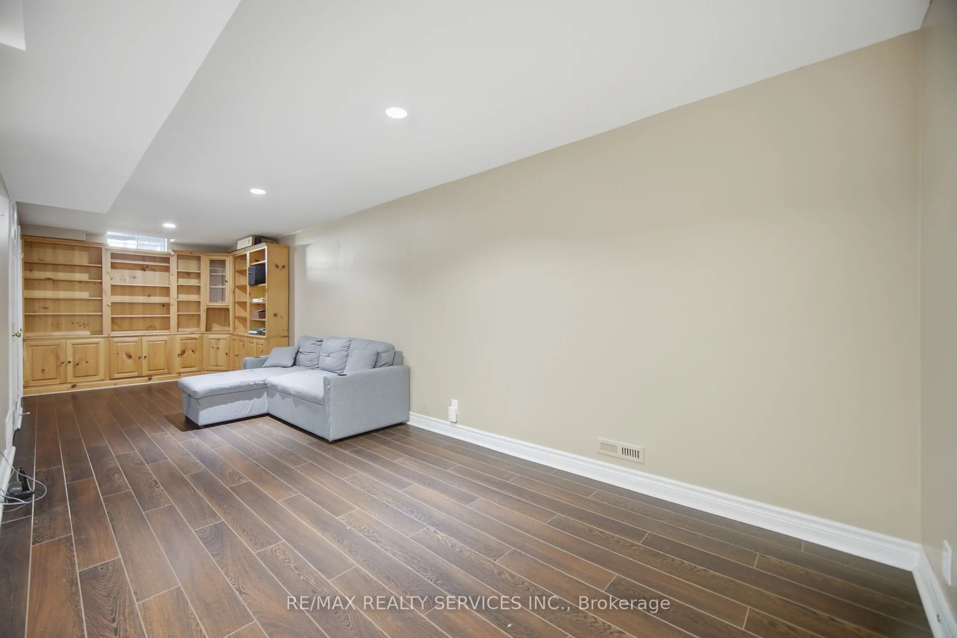10 Hartnell Square Property Photo 22