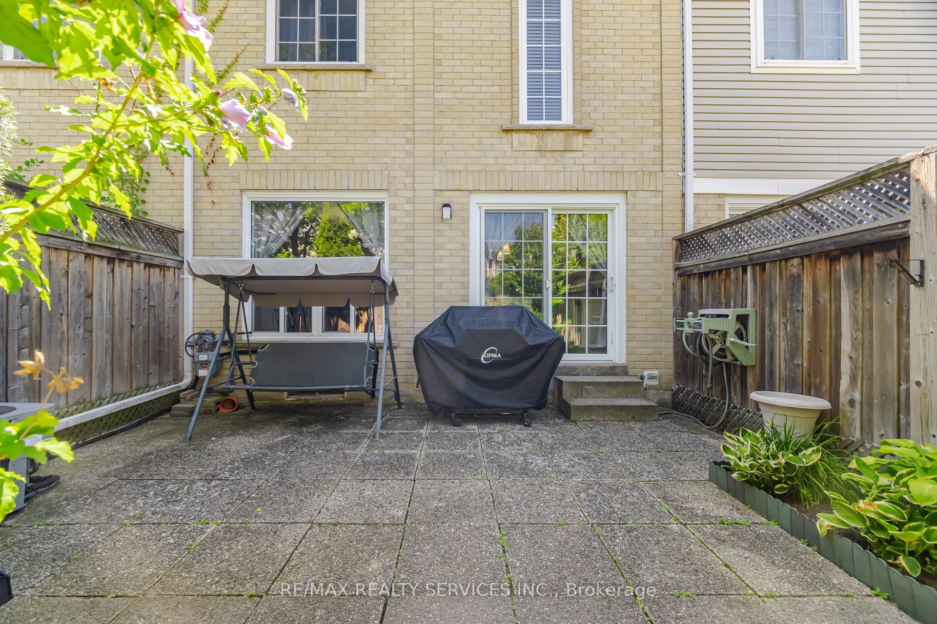 10 Hartnell Square Property Photo 34