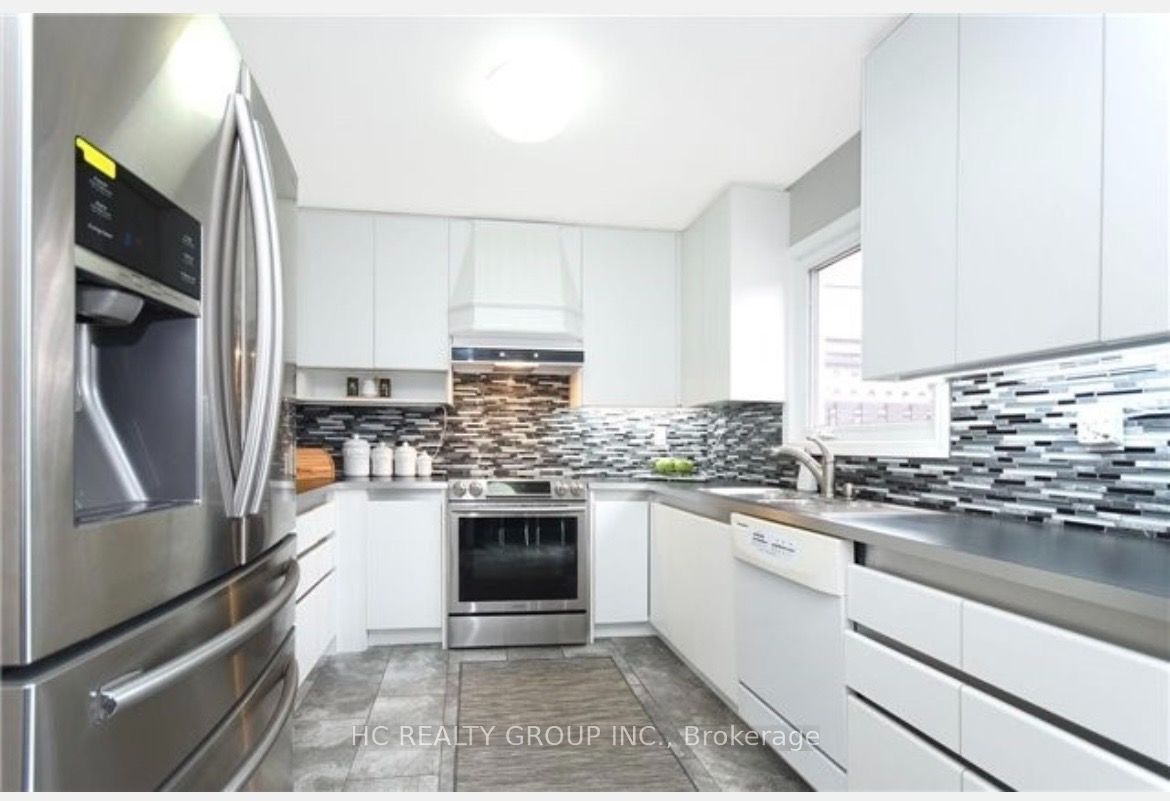 W13646124 Property Photo 6