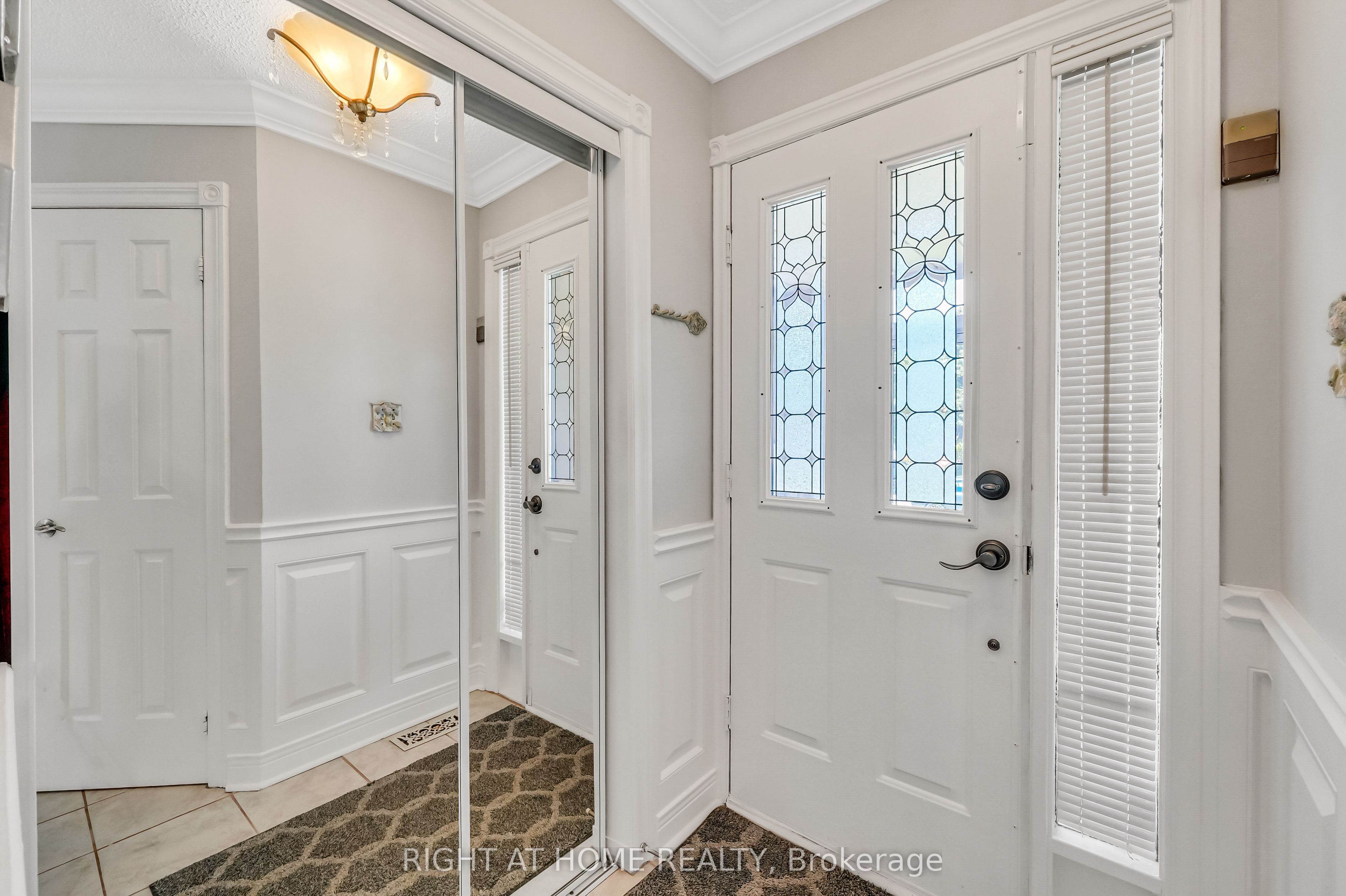 4516 Donegal Drive Property Photo 6