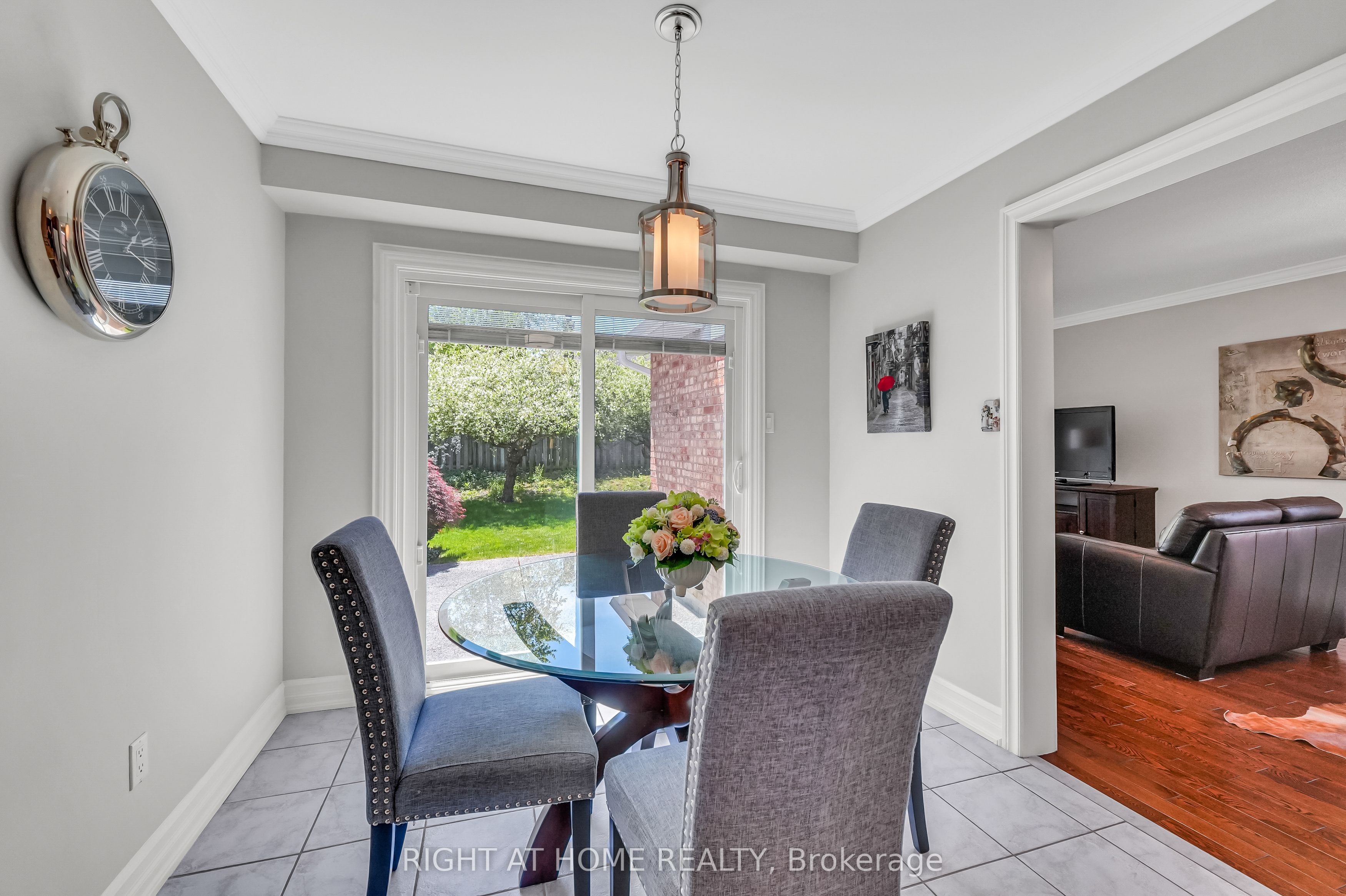 4516 Donegal Drive Property Photo 19