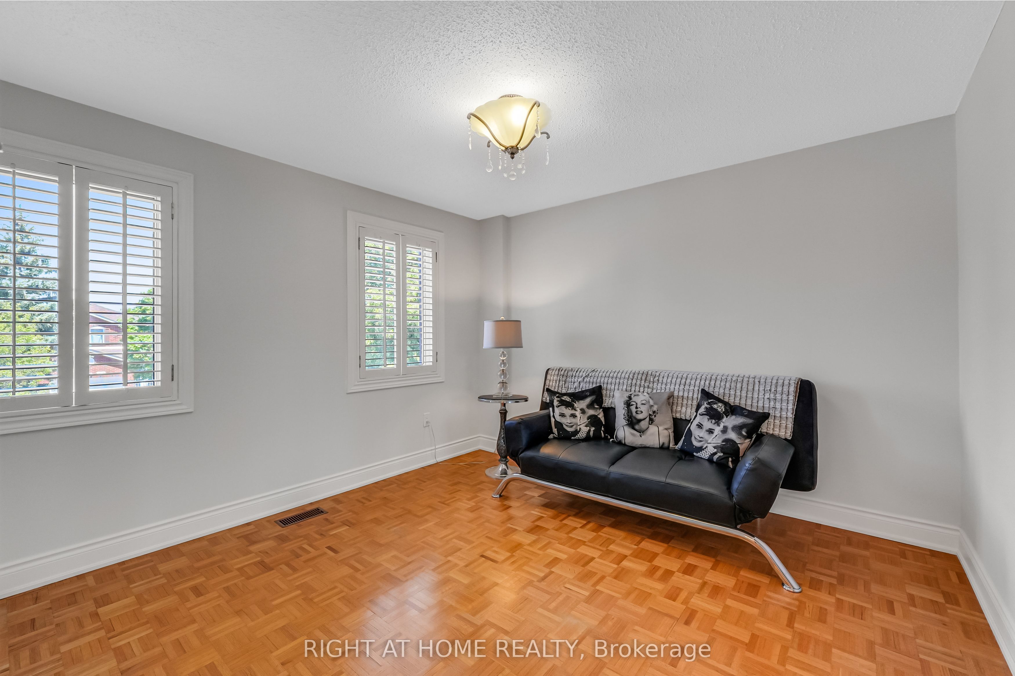 4516 Donegal Drive Property Photo 28