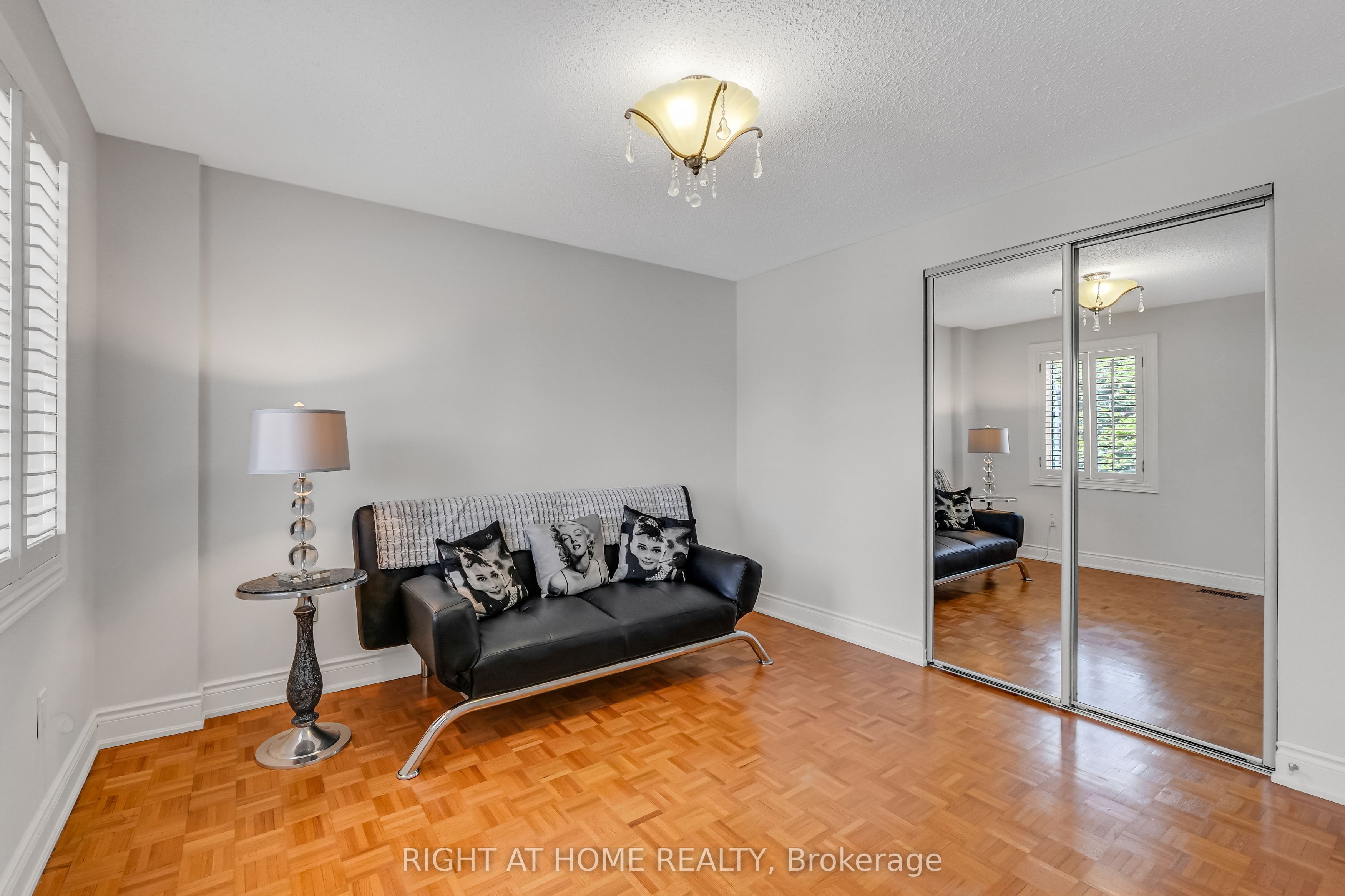 4516 Donegal Drive Property Photo 29