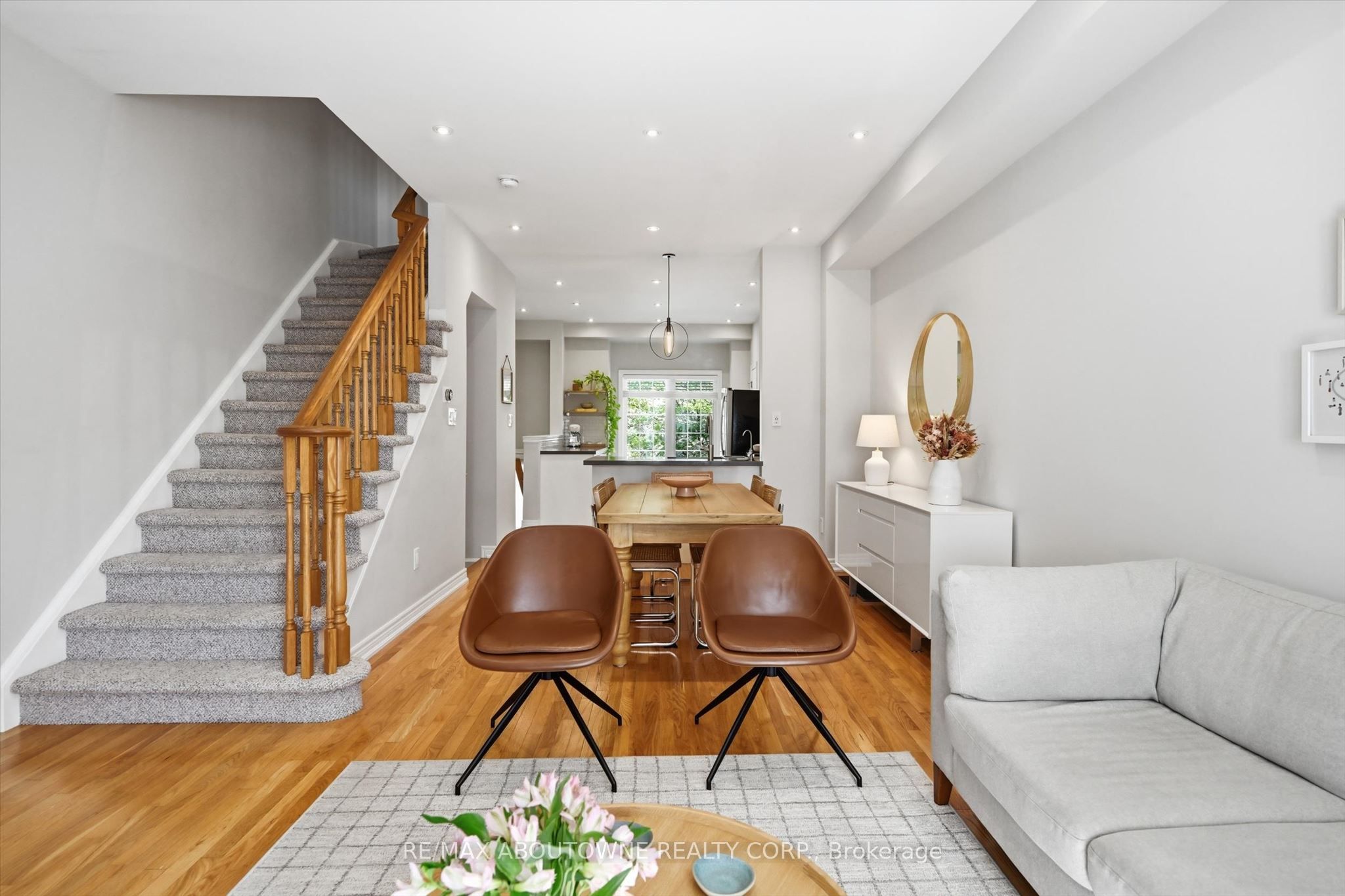 678 Rowley Common Property Photo 7