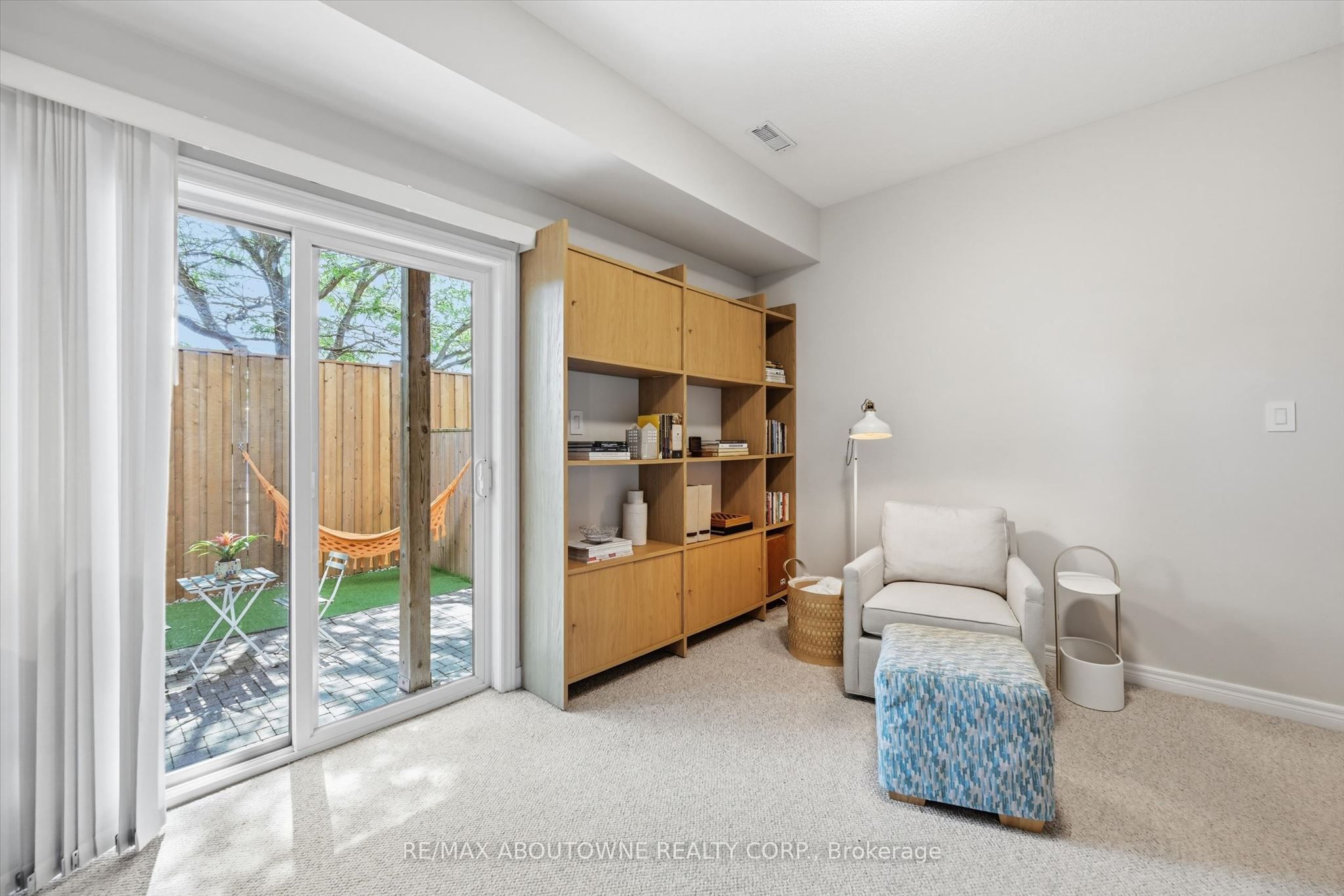 678 Rowley Common Property Photo 25