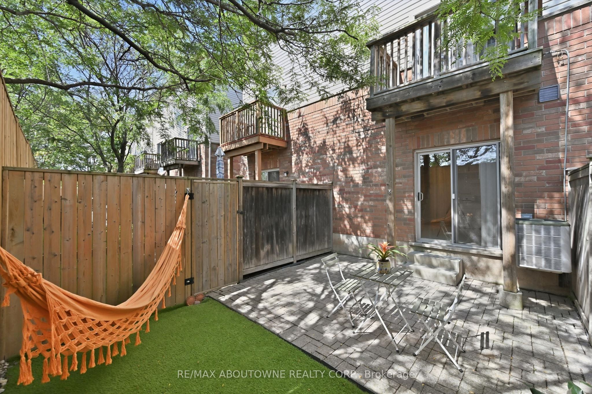 678 Rowley Common Property Photo 28