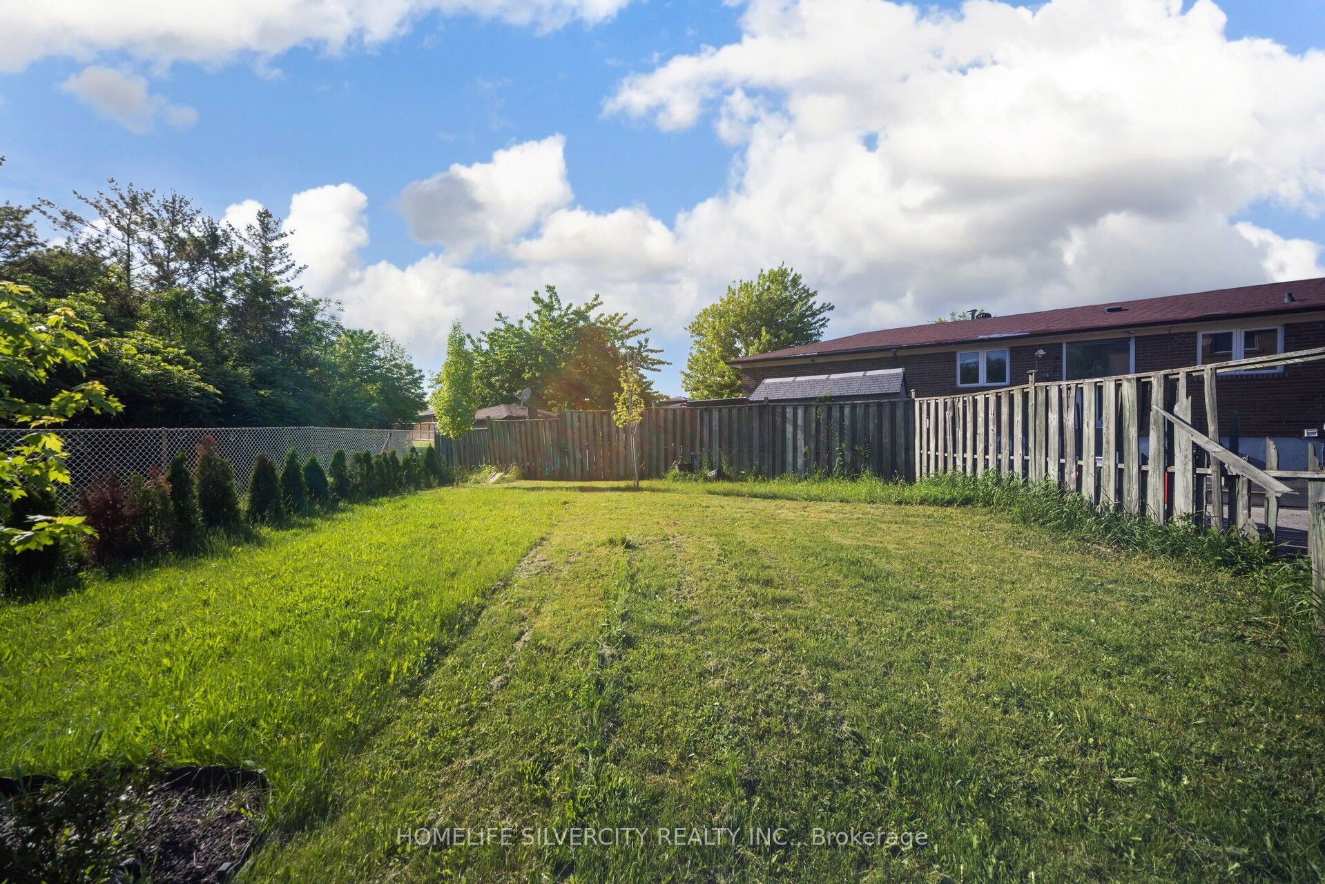 7582 Discus Crescent Property Photo 44