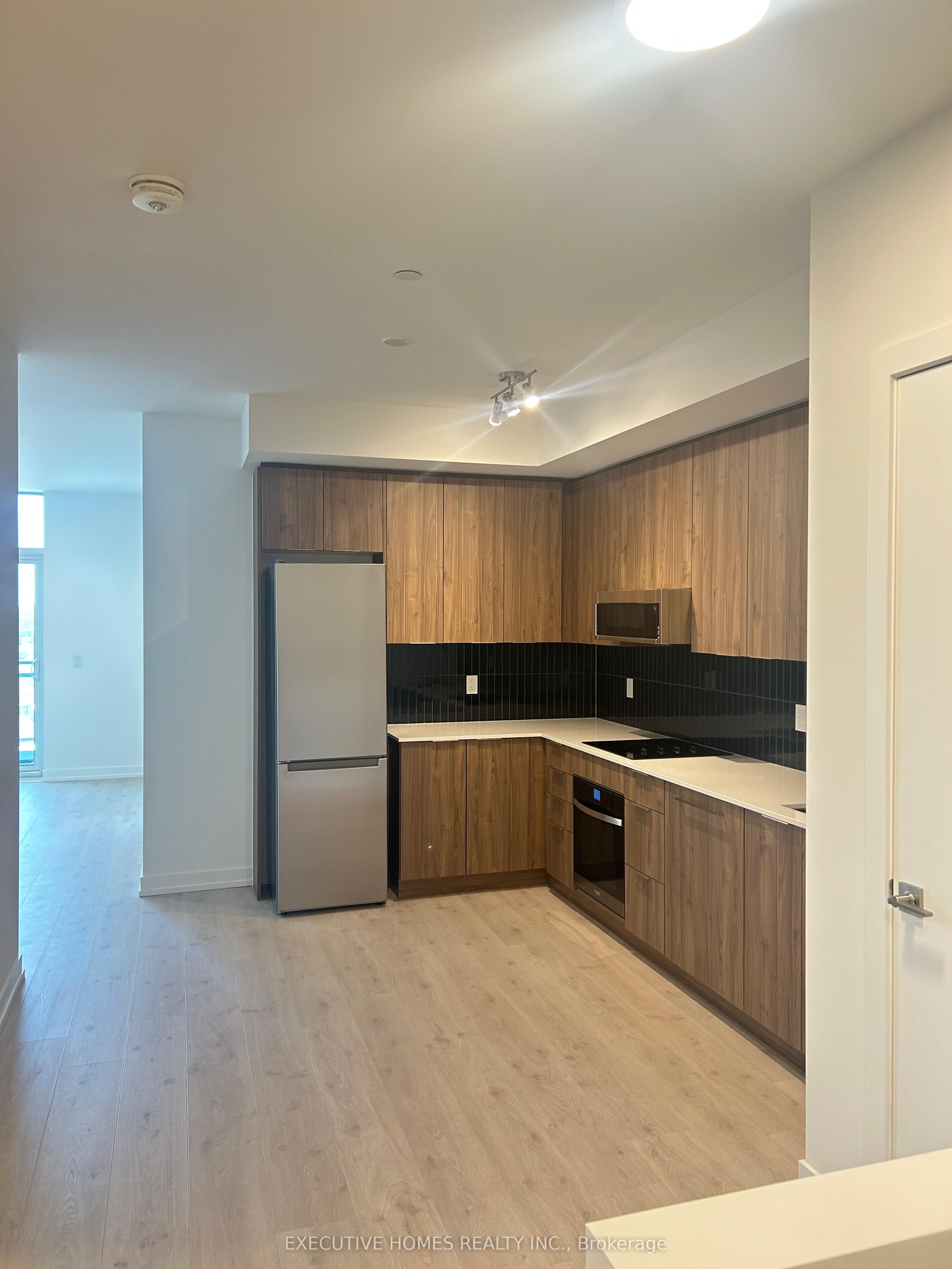 2501 Saw Whet Boulevard 609 Property Photo 1