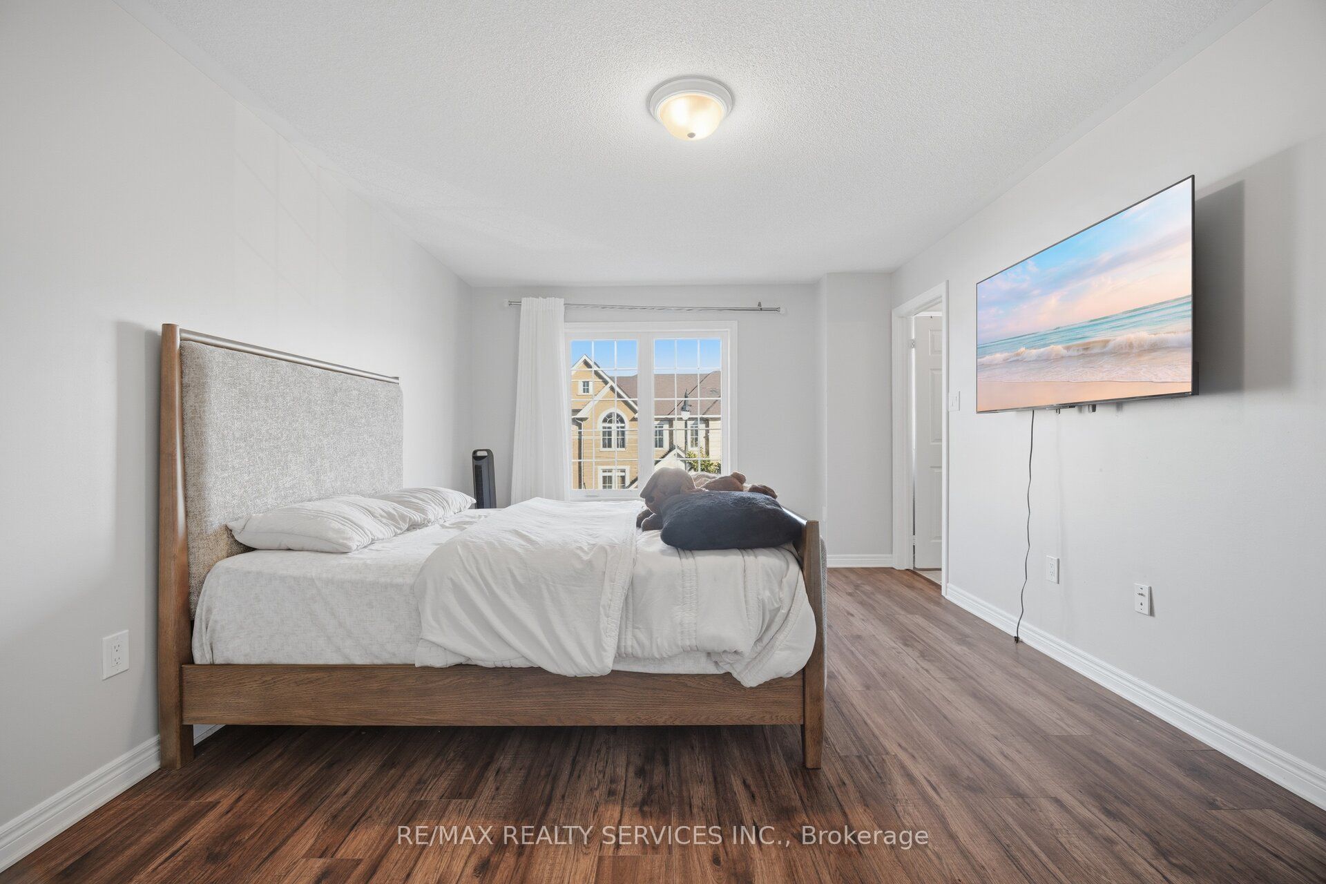 72 Rockman Crescent Property Photo 25