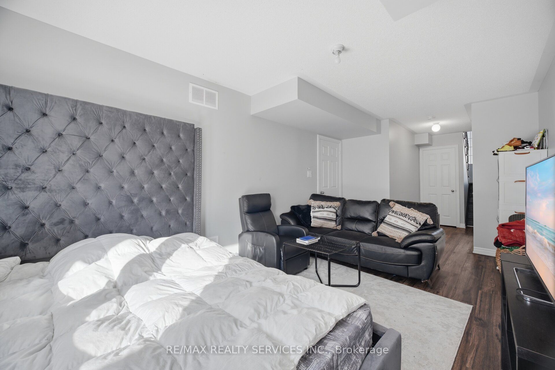 72 Rockman Crescent Property Photo 38