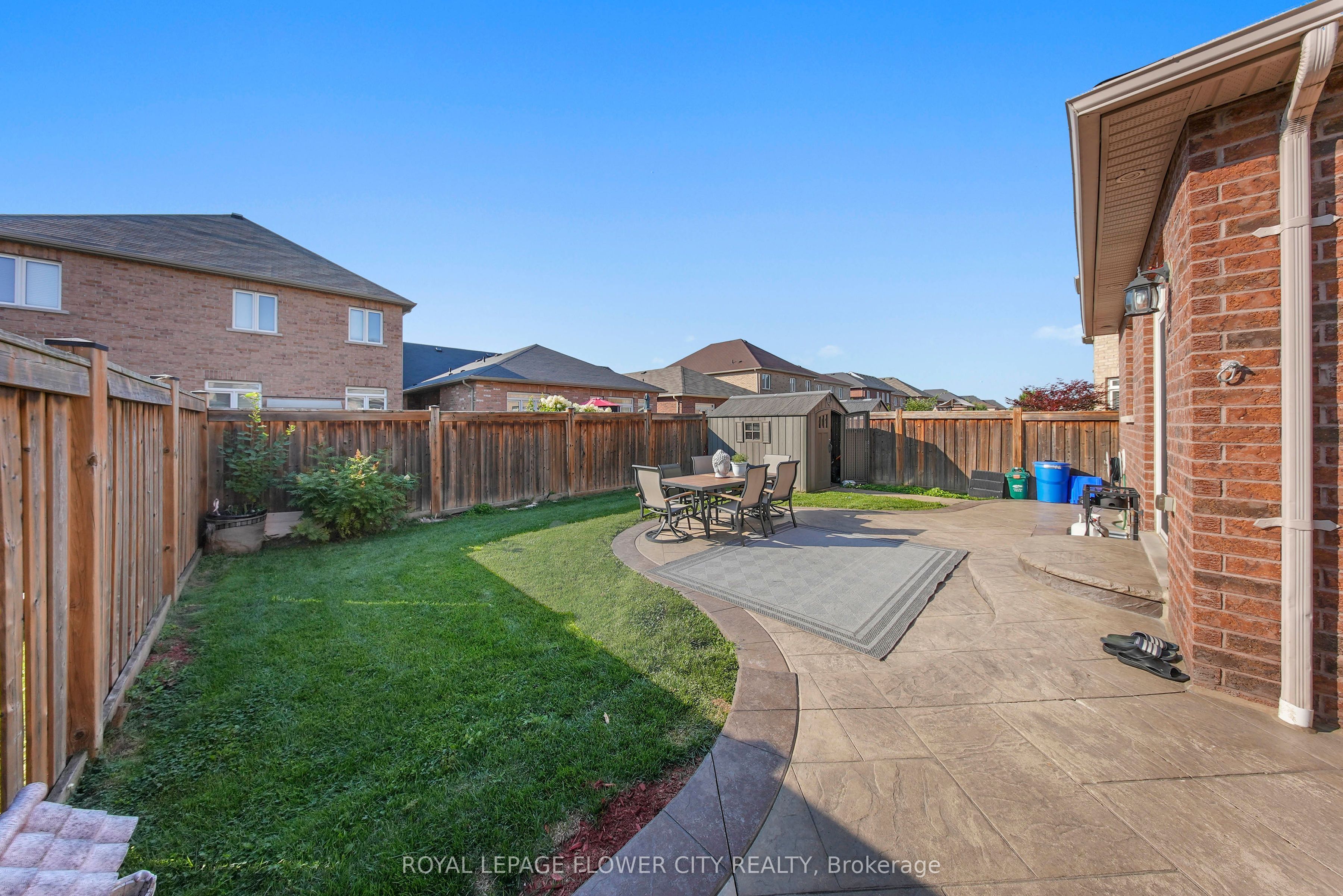 15127 Danby Road Property Photo 6