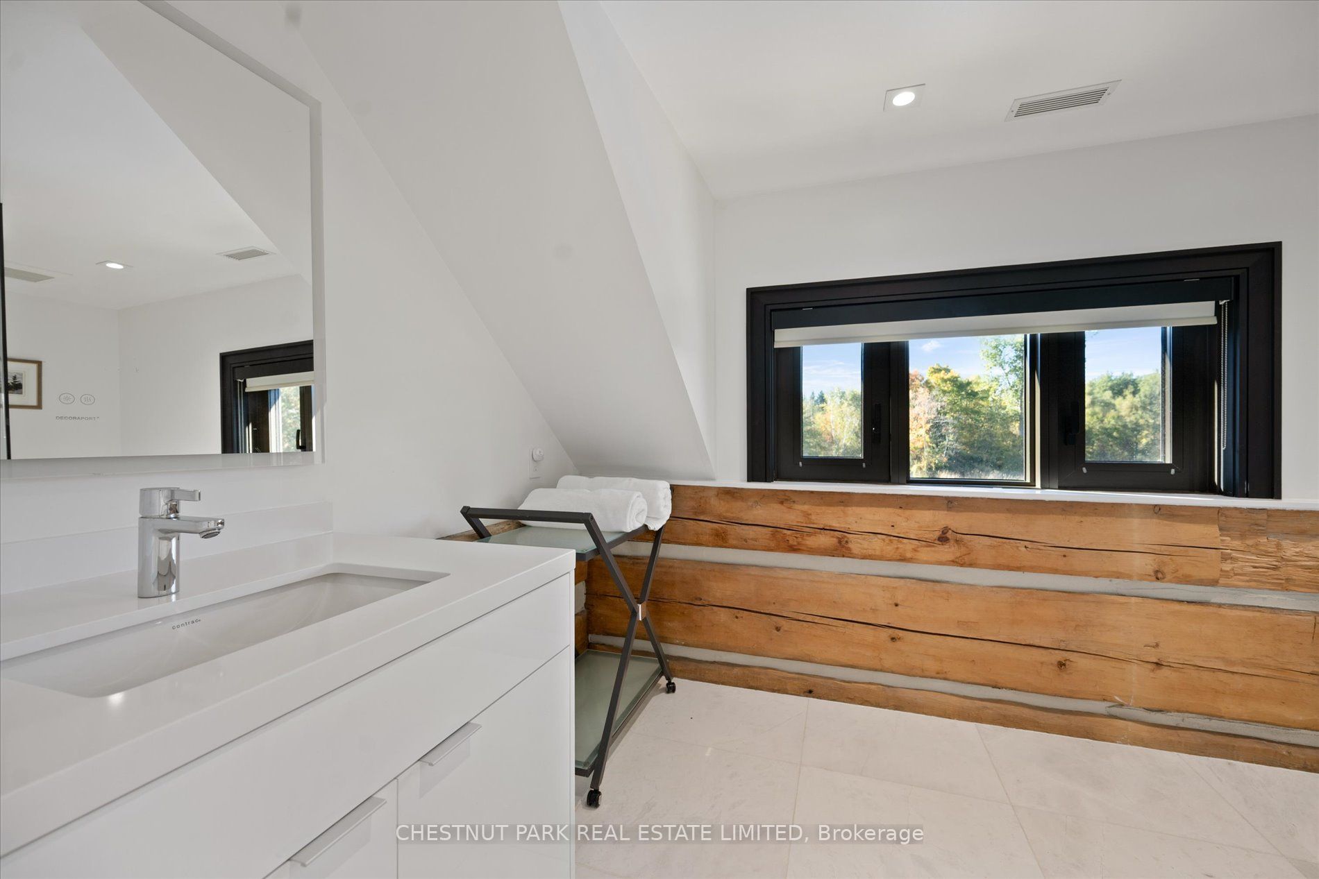 446 The Grange Side Road Property Photo 33