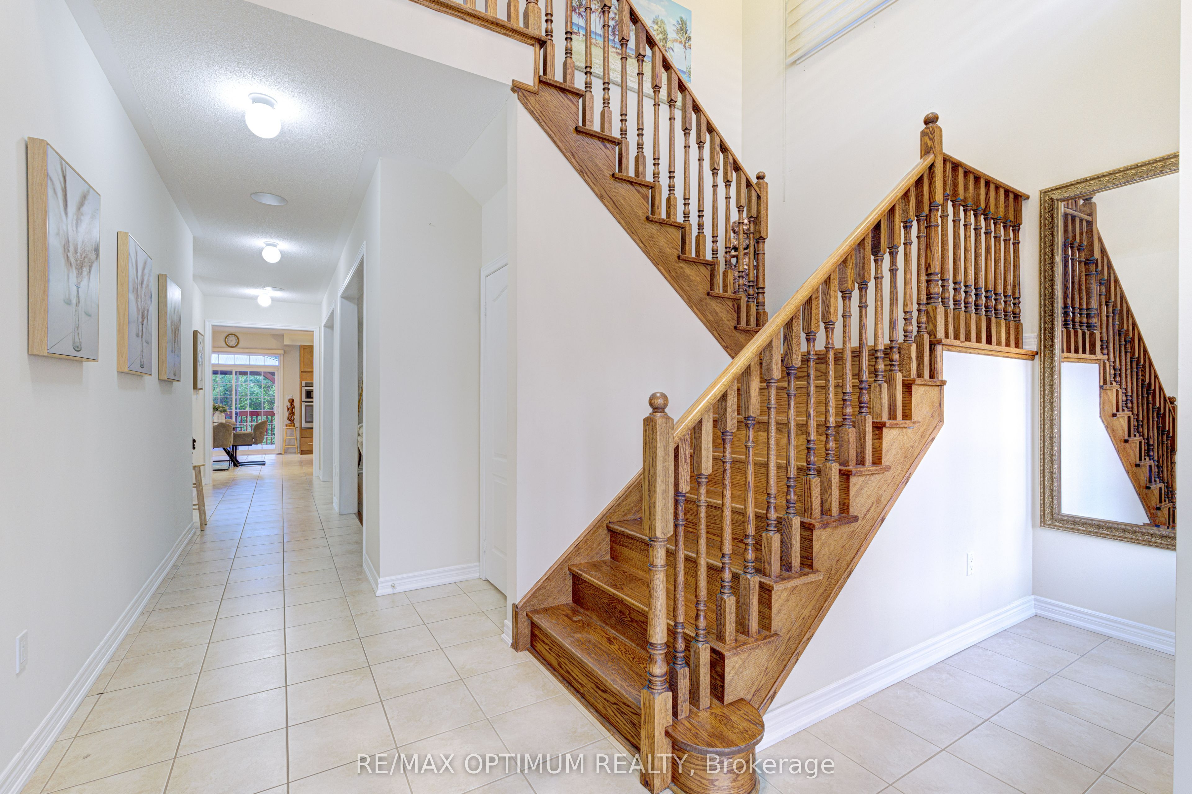 54 Midcrest Circle Property Photo 5