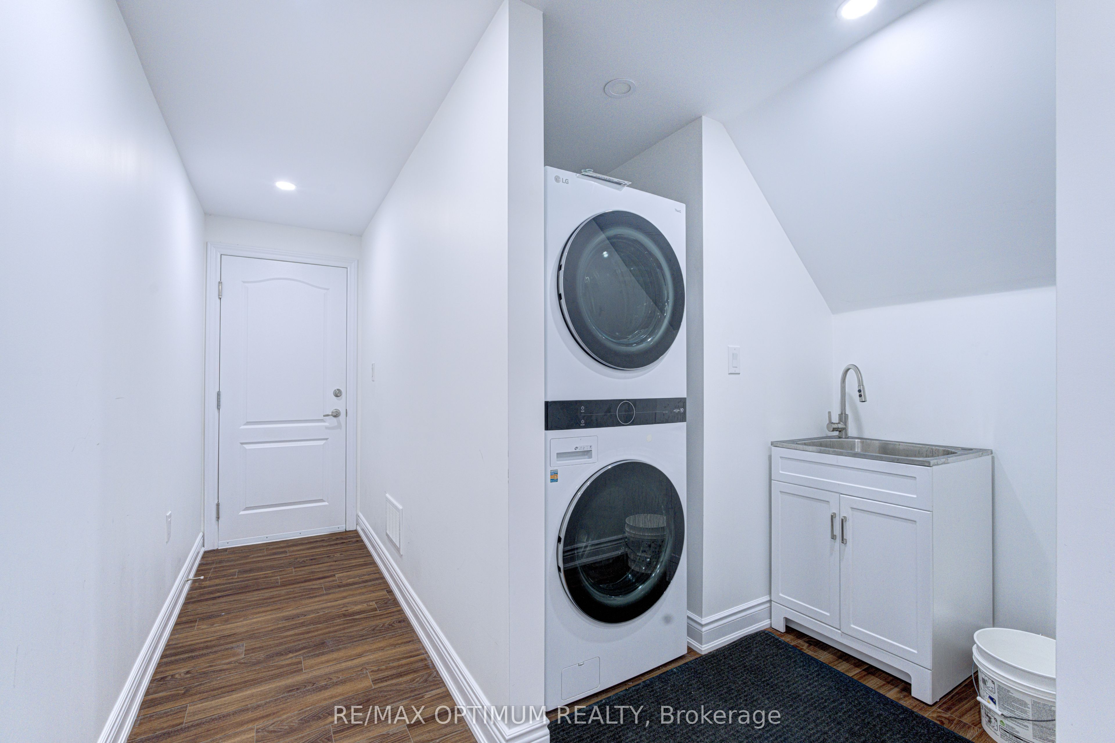54 Midcrest Circle Property Photo 22