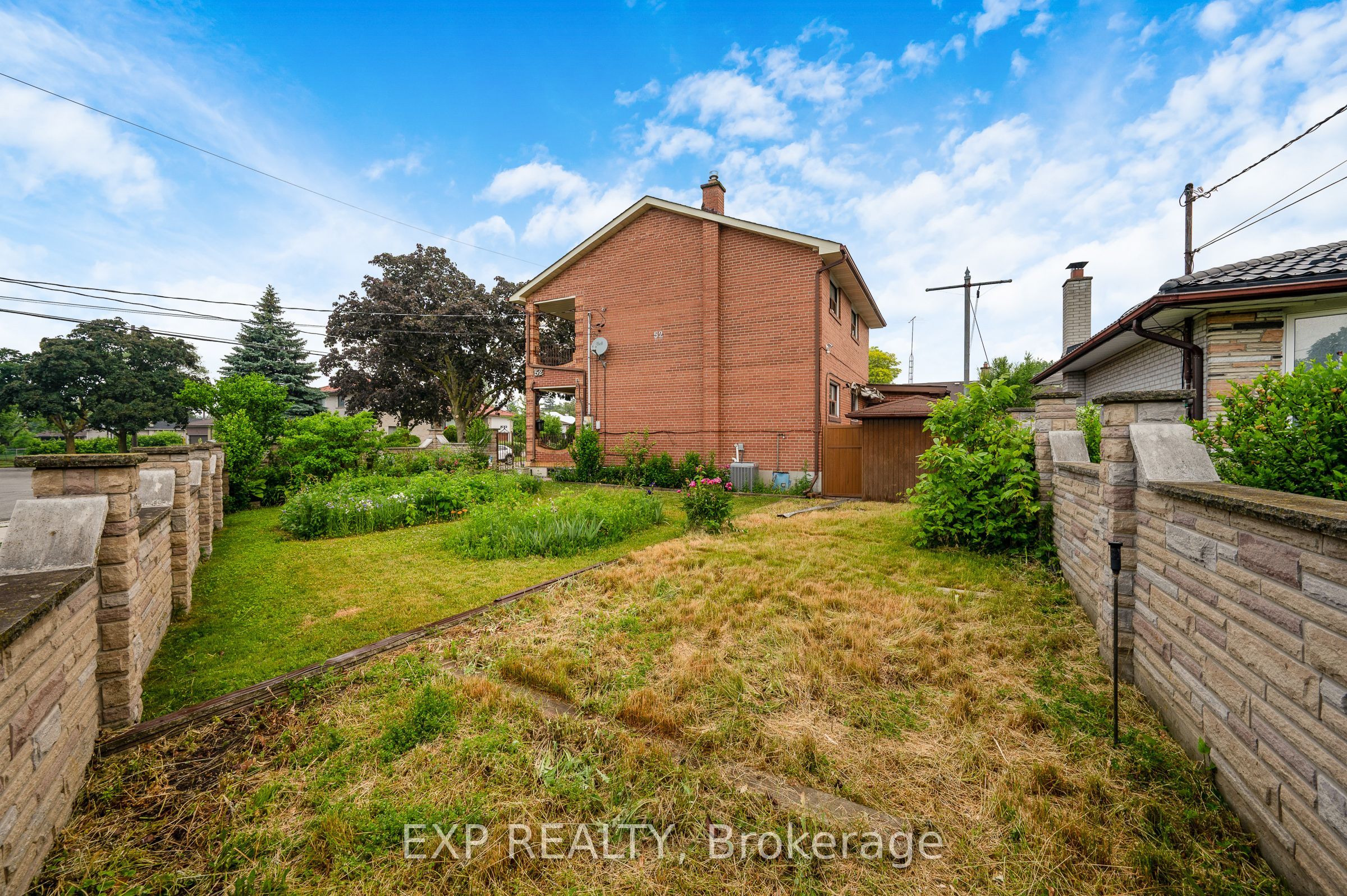 52 Storer Drive Property Photo 2