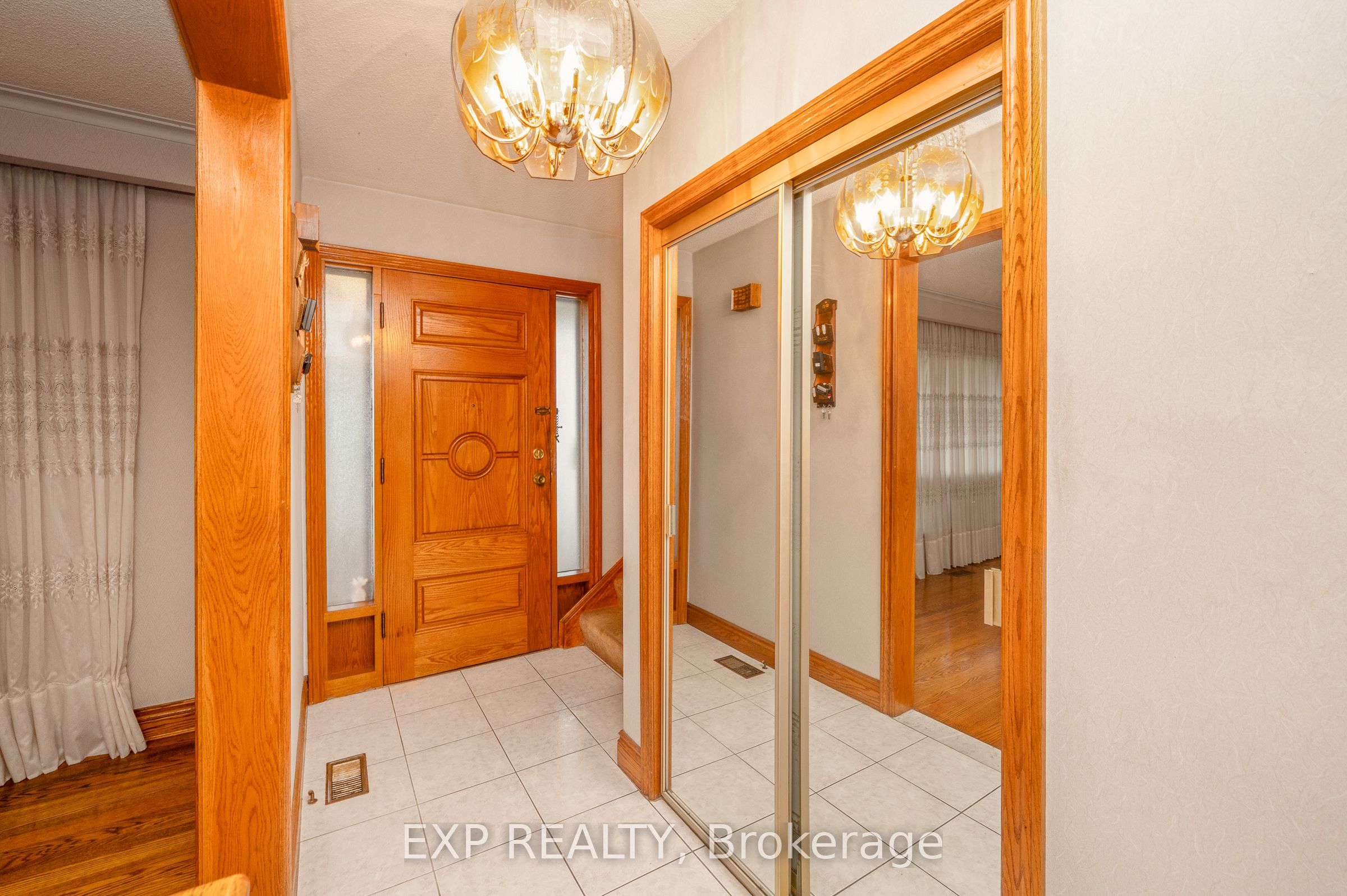 52 Storer Drive Property Photo 6