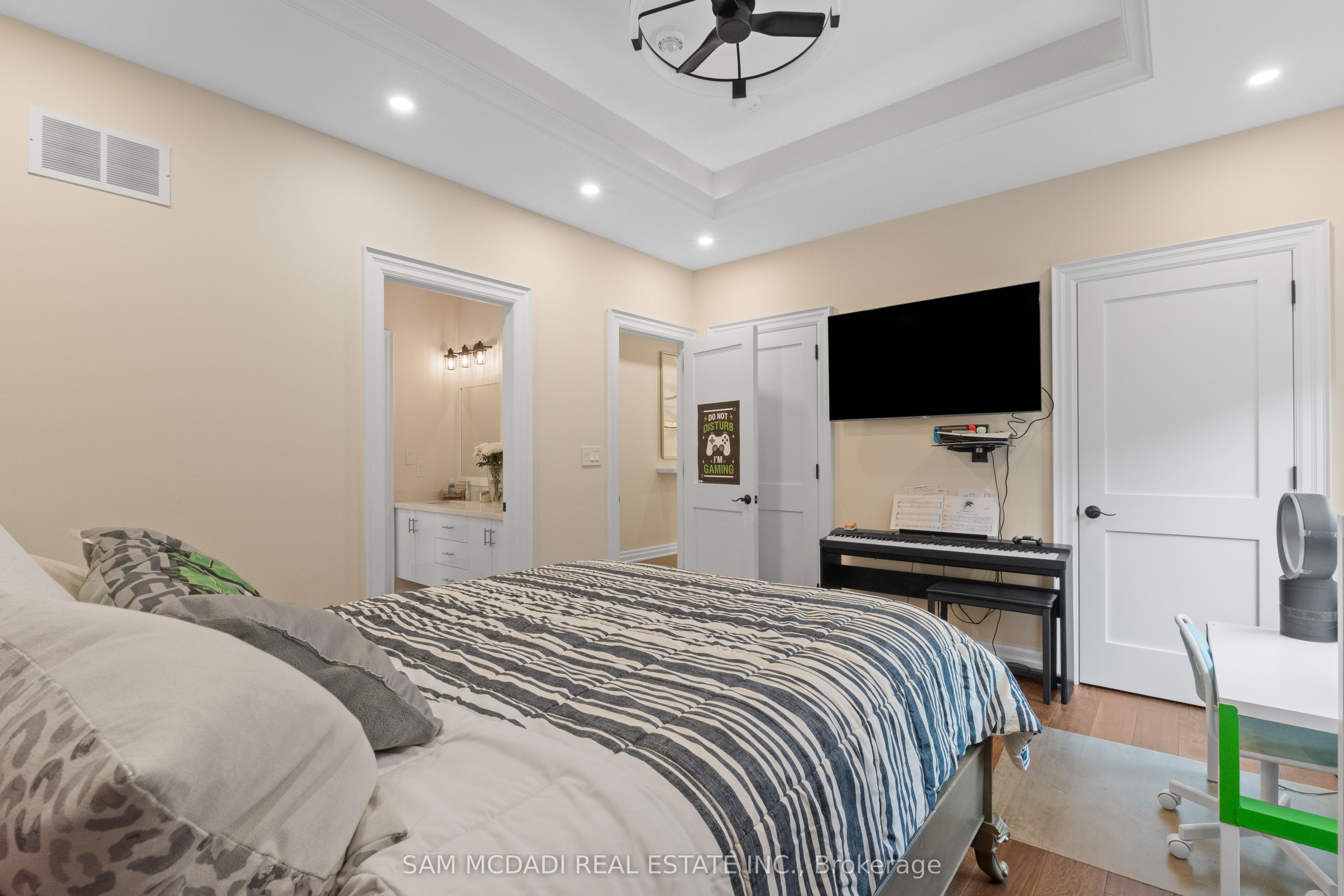 834 Edistel Crescent Property Photo 27