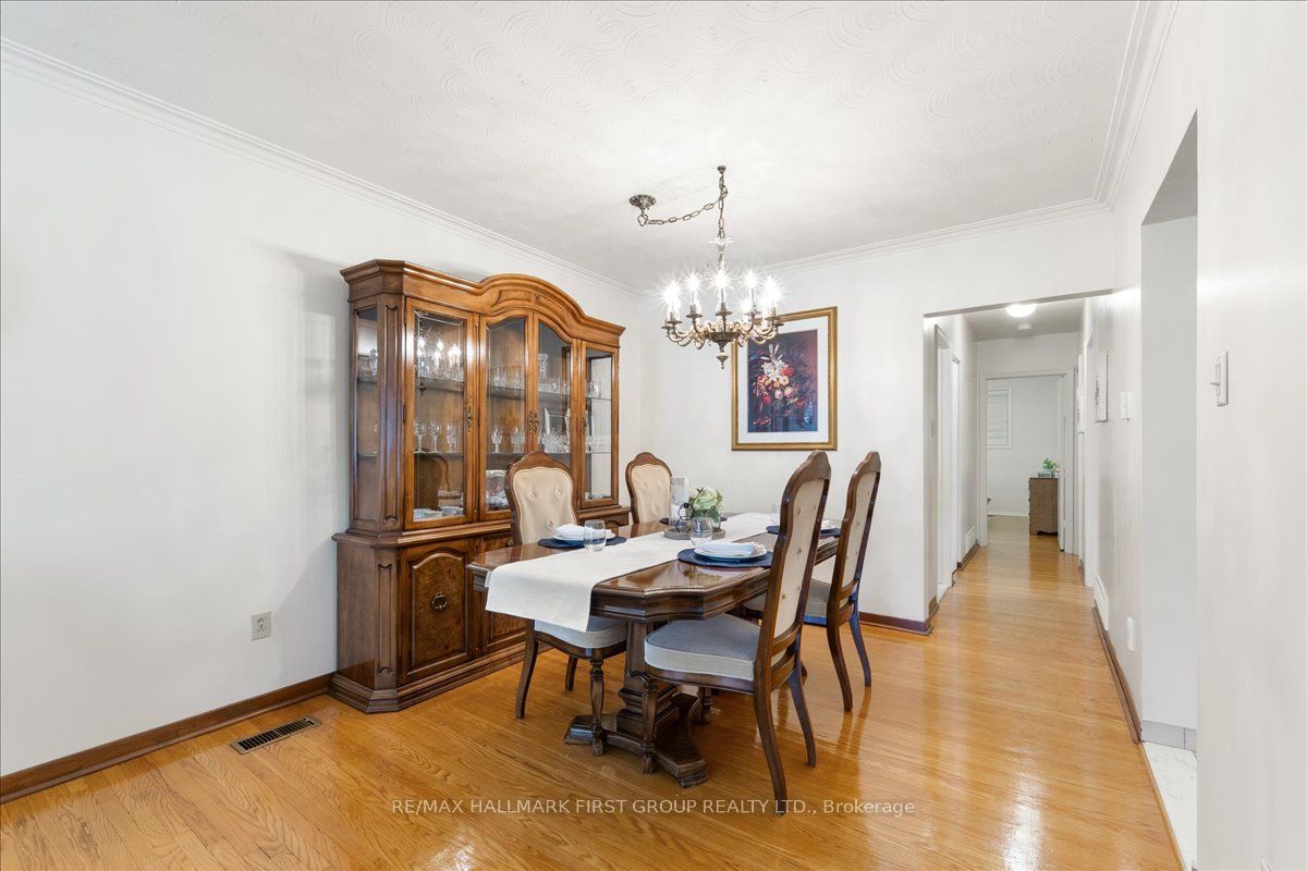 40 Cherrylawn Avenue Property Photo 10