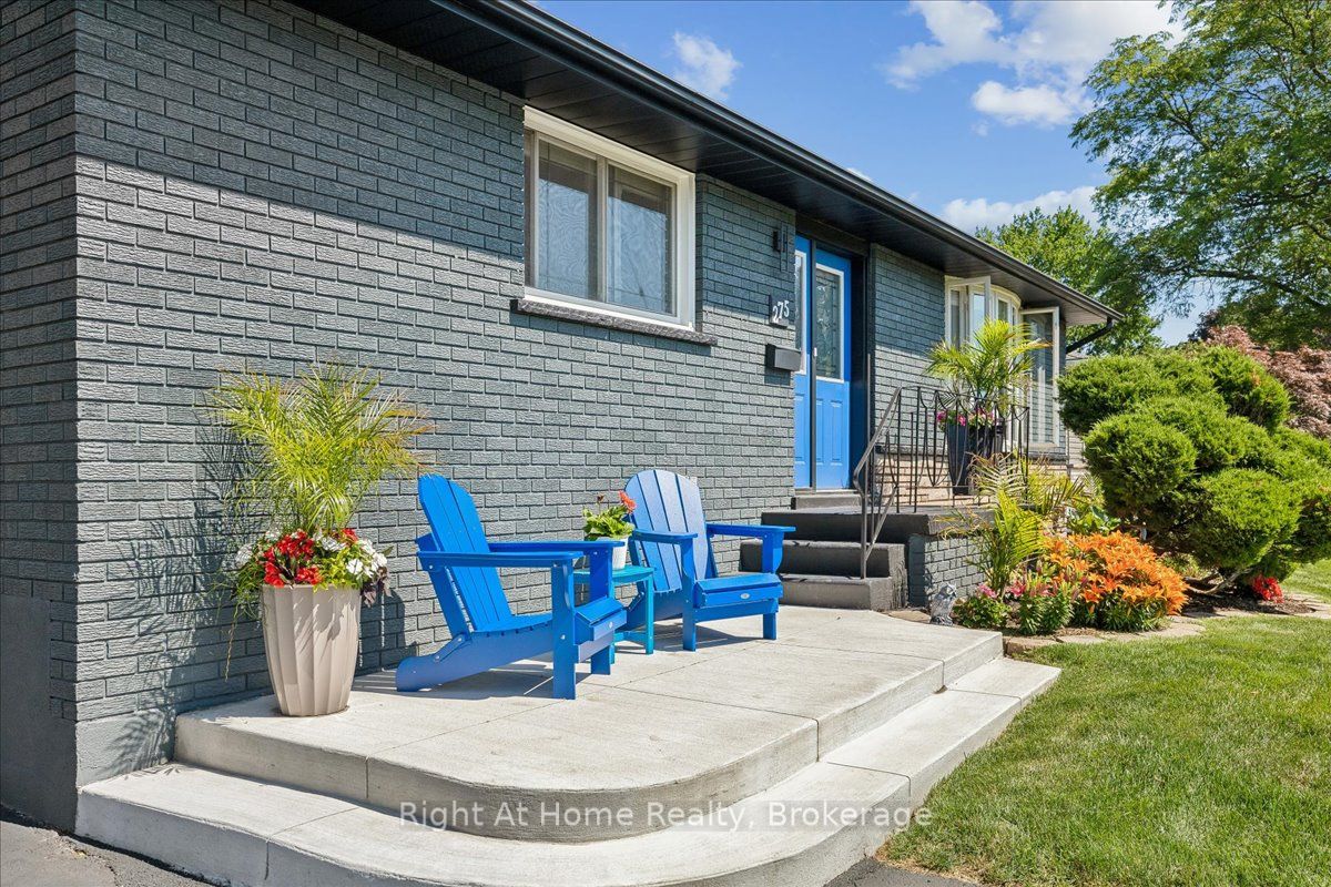 275 Kent Crescent